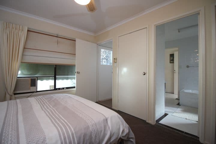 6 Raftery Street, Ashmore QLD 4214, Ashmore - Thumbnail 8
