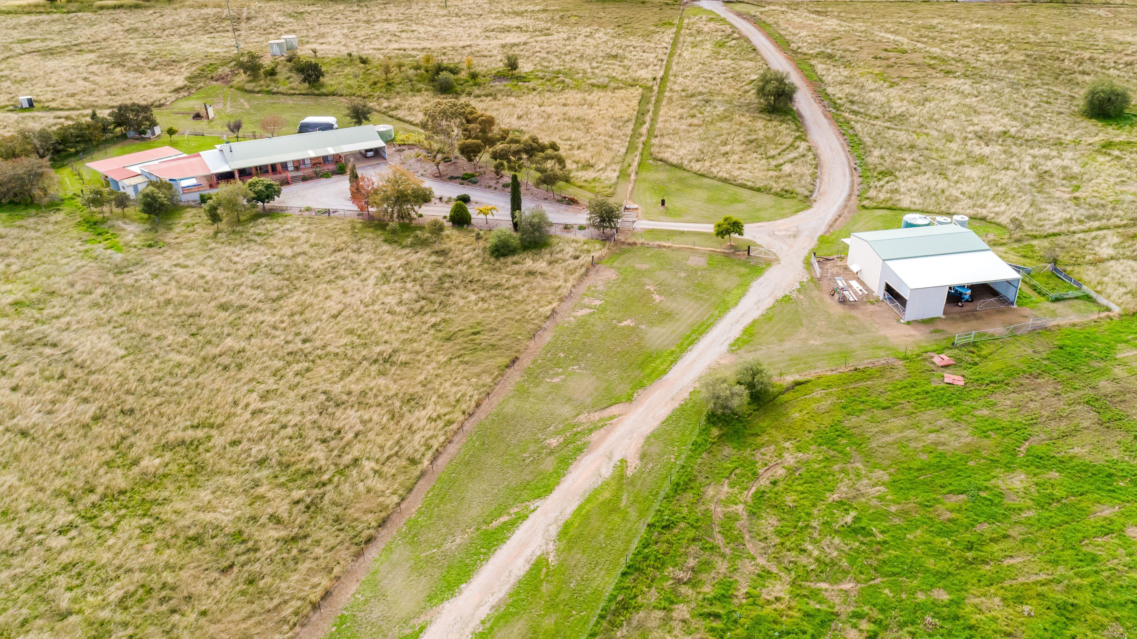 2033 Oxley Highway, Tamworth NSW 2340, Tamworth - Thumbnail 2