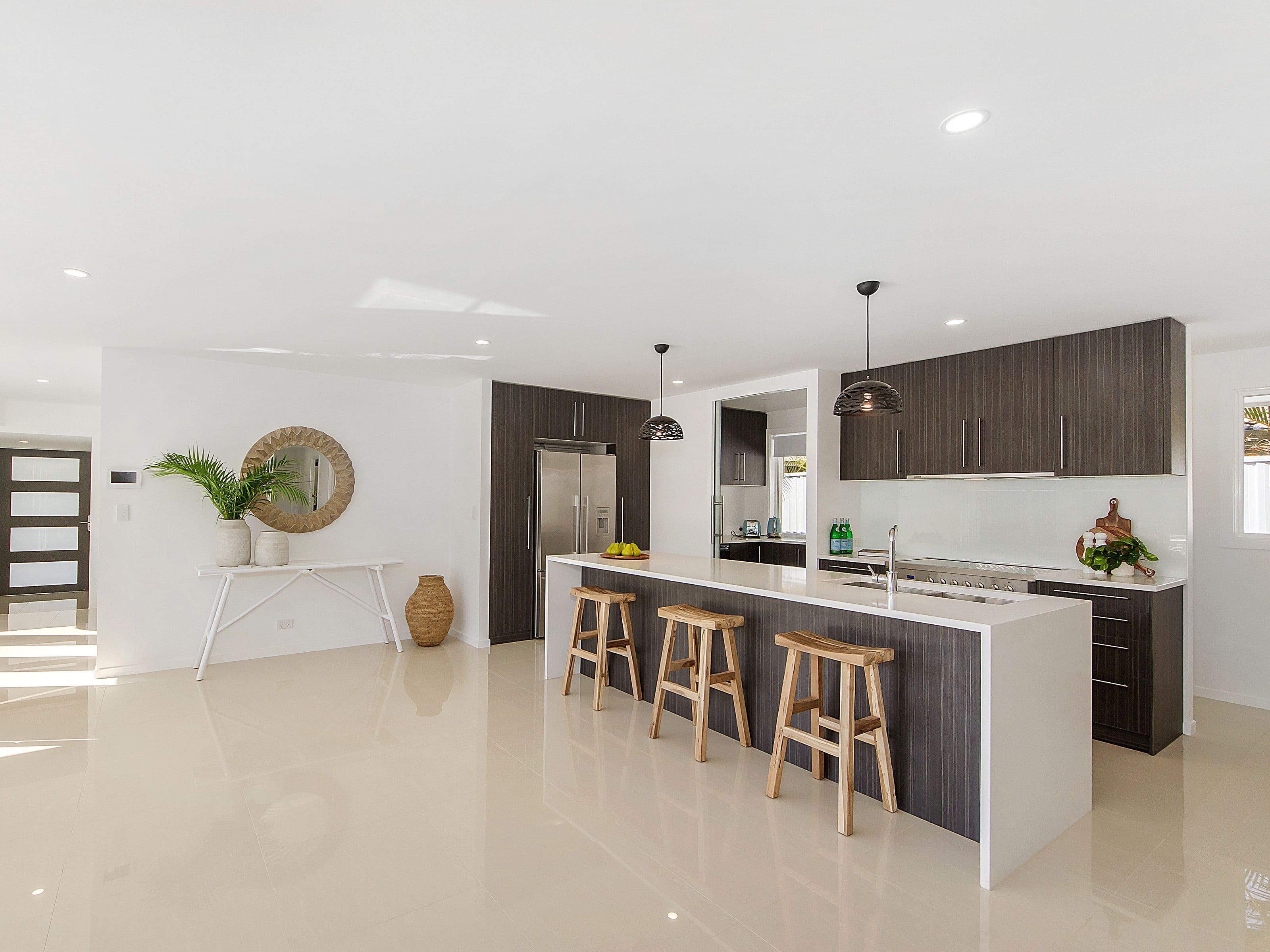 21 McIlwraith Avenue, Sorrento QLD 4217, Sorrento - Thumbnail 6