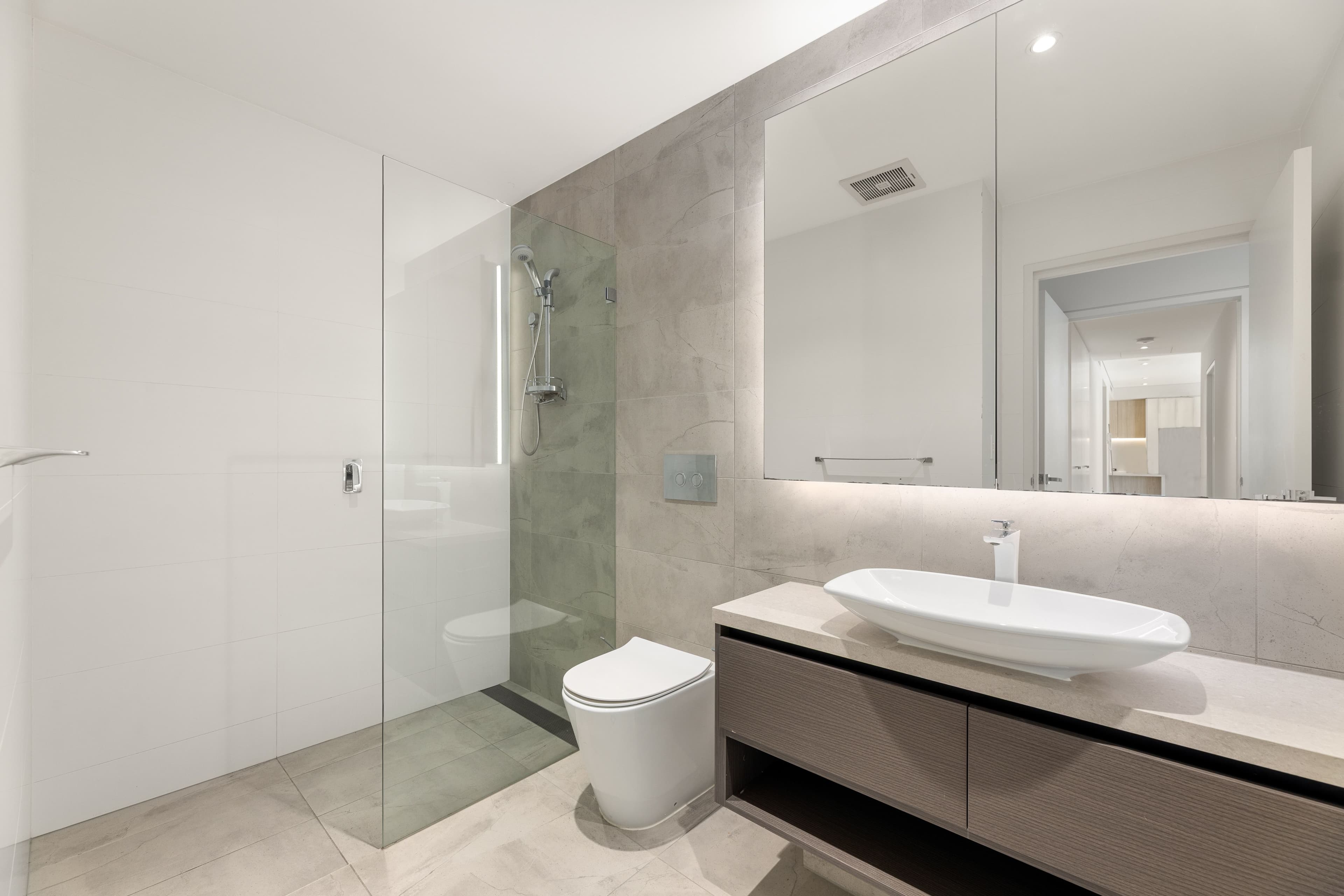 66 Glencoe Street, Sutherland NSW 2232, Sutherland - Thumbnail 4