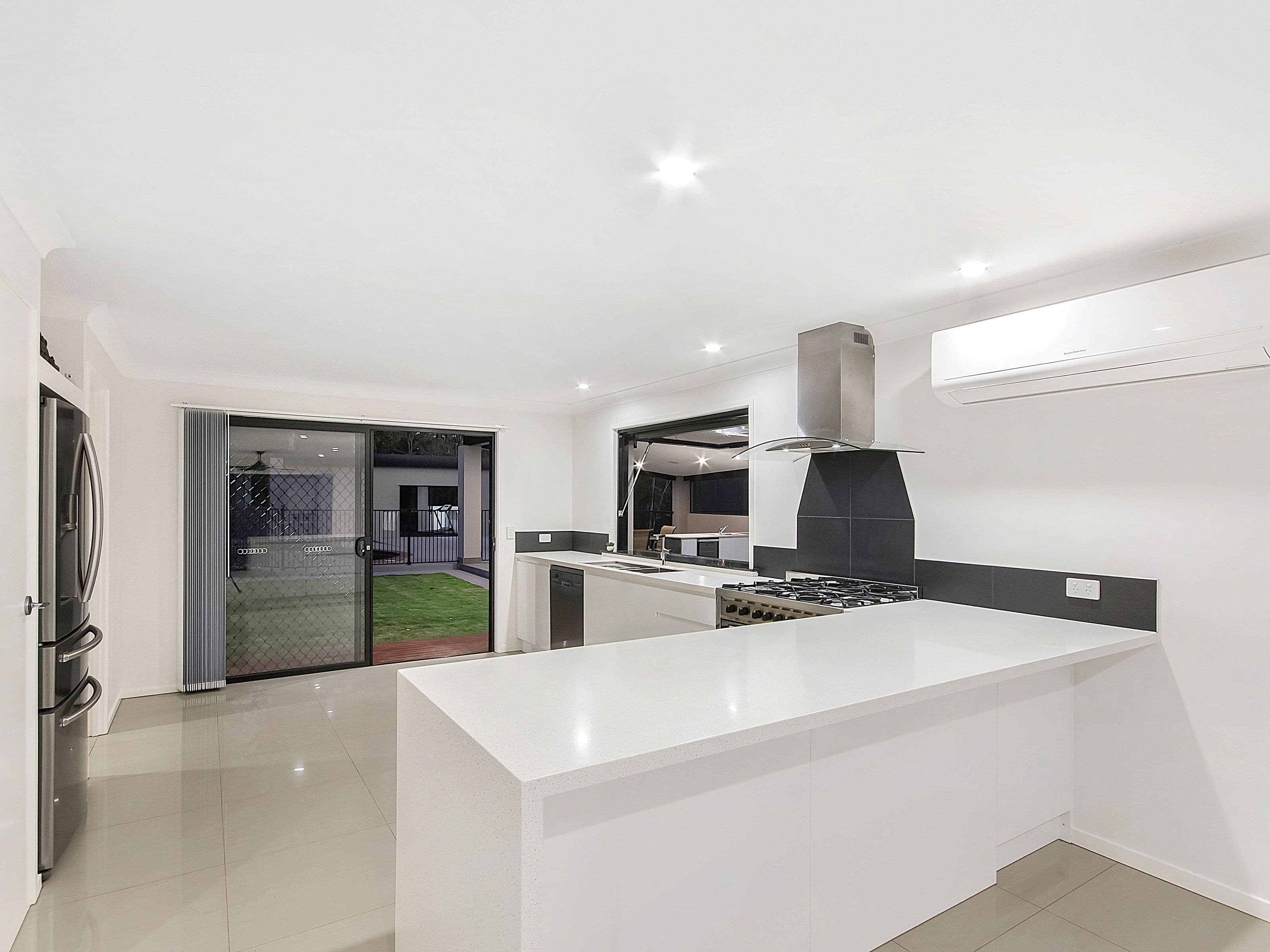 2 Campaspie Court, Oxenford QLD 4210, Oxenford - Thumbnail 7