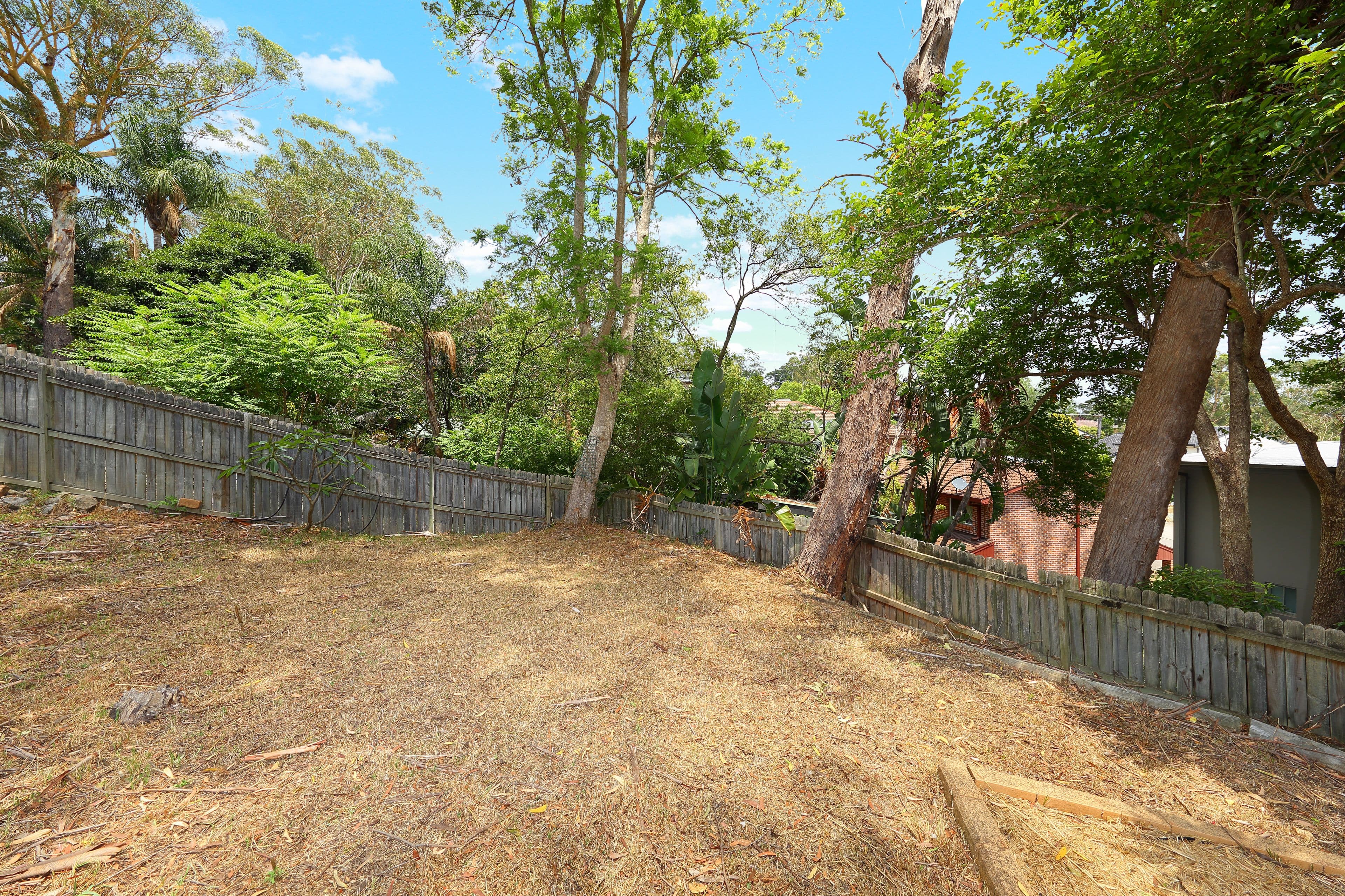 37 Allwood Crescent, Lugarno - Thumbnail 8