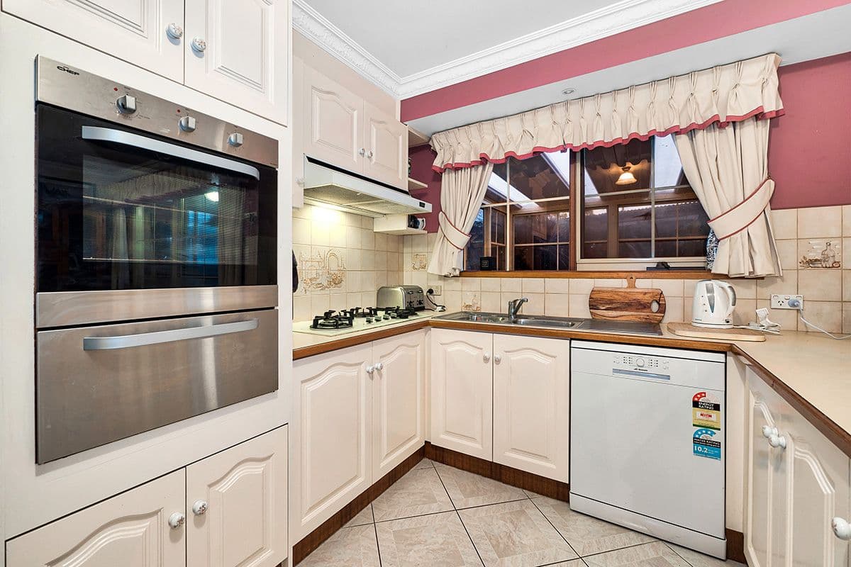 6 Yaltara Close, Cranbourne West VIC 3977, Cranbourne West - Thumbnail 4