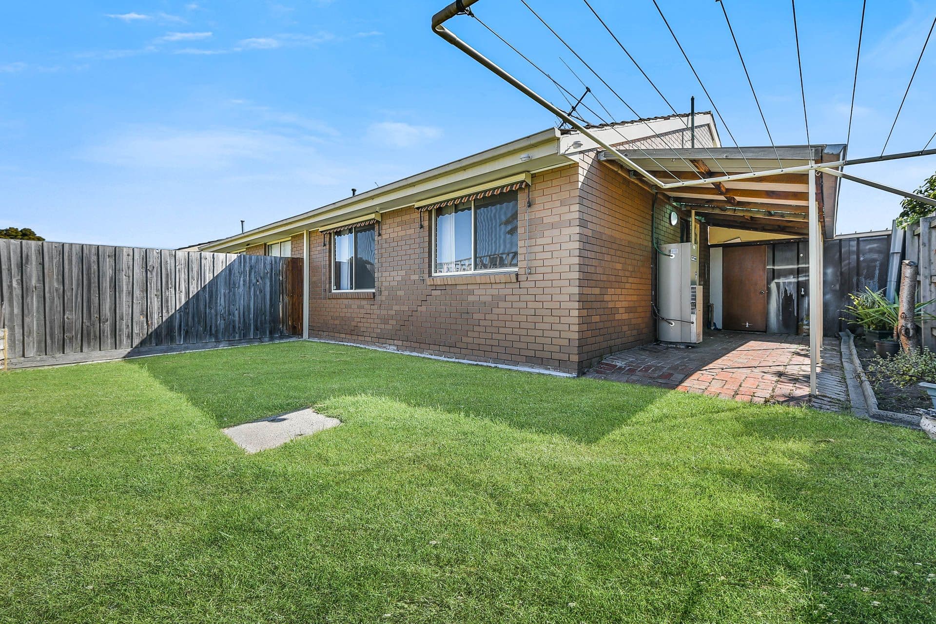 20 Roberta Street, Dandenong VIC 3175, Dandenong - Thumbnail 7