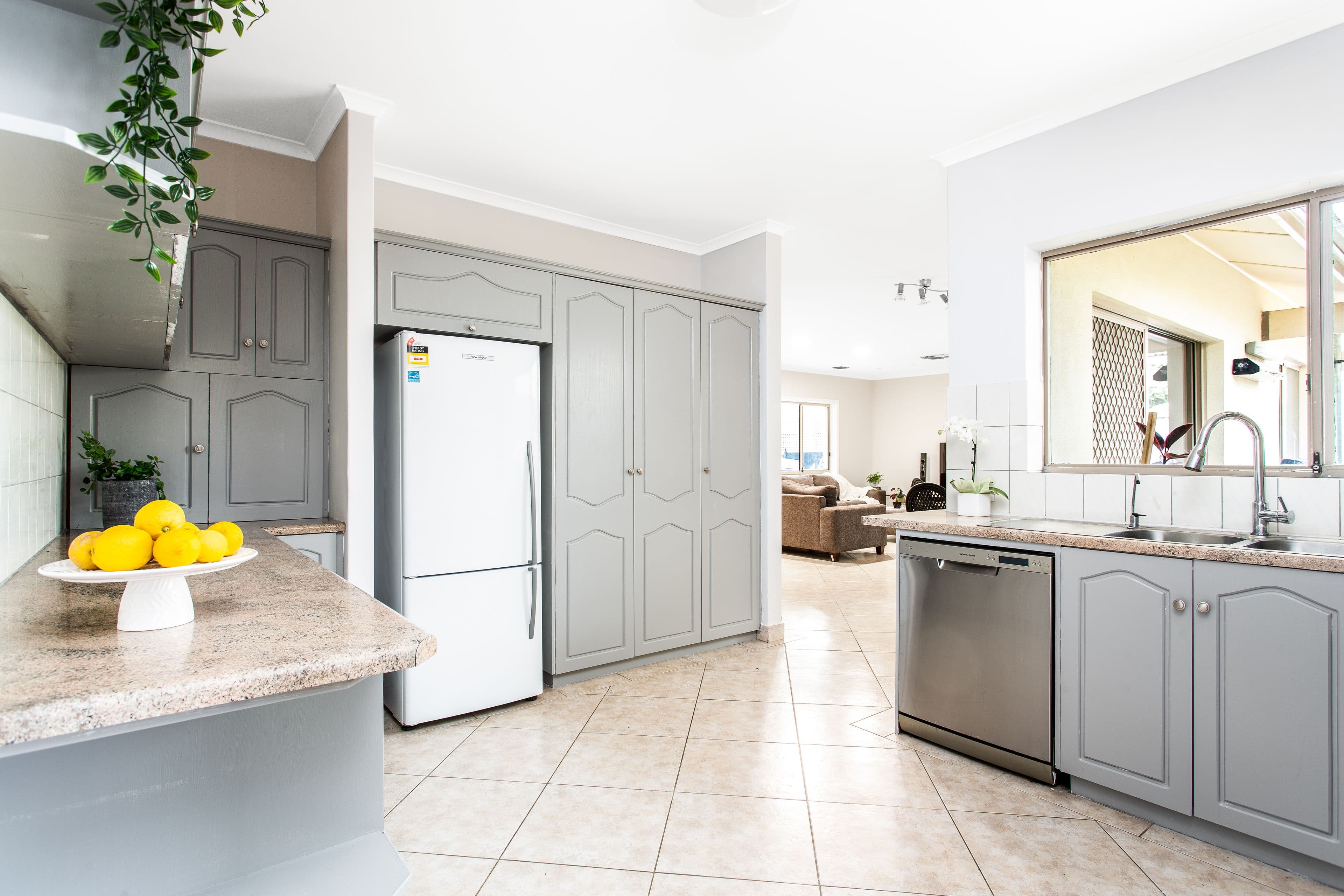 16 Lochside Drive, West Lakes SA 5021, West Lakes - Thumbnail 4