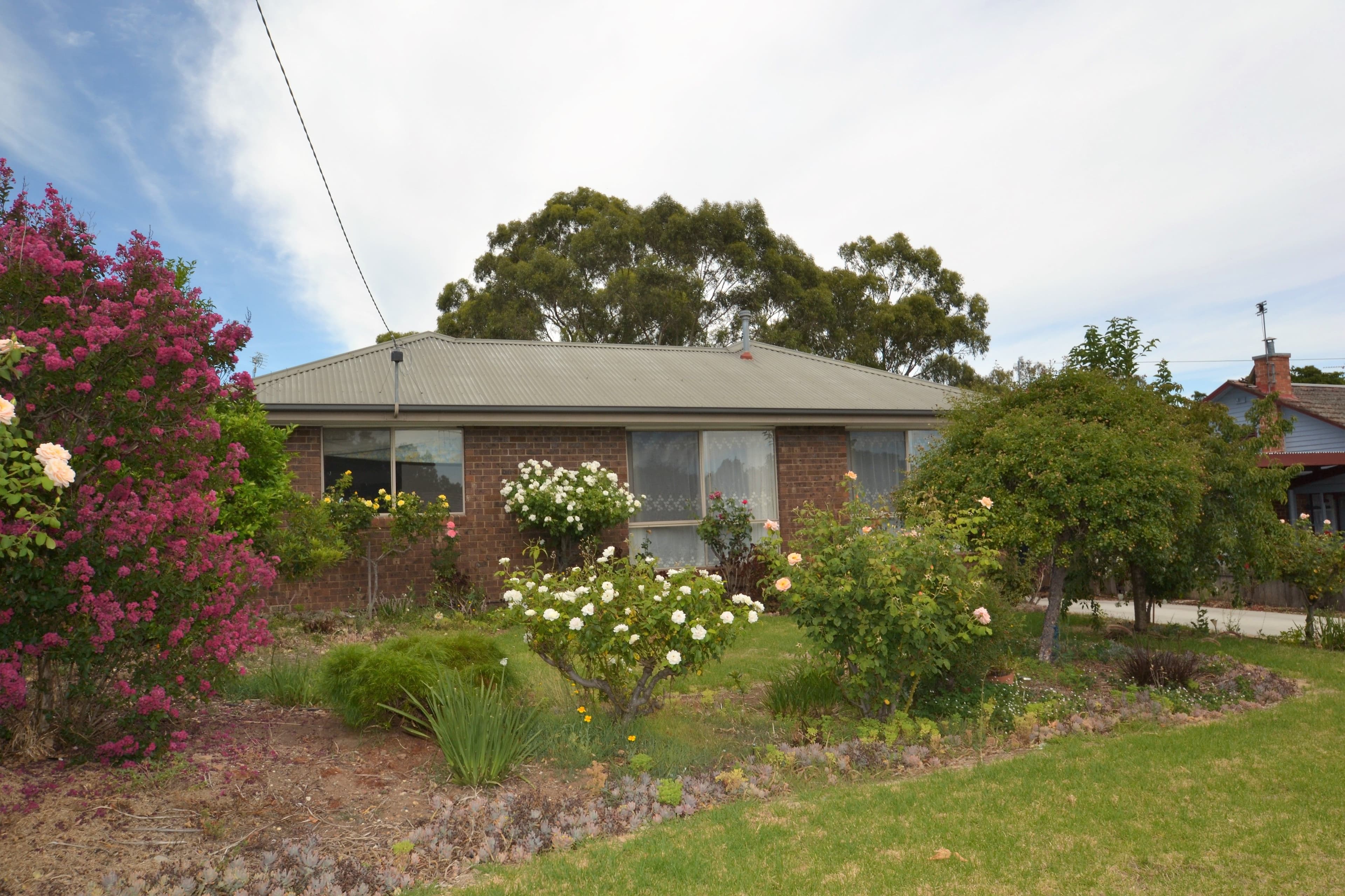 14 Delhi Street, Seymour VIC 3660, Seymour - Image 1