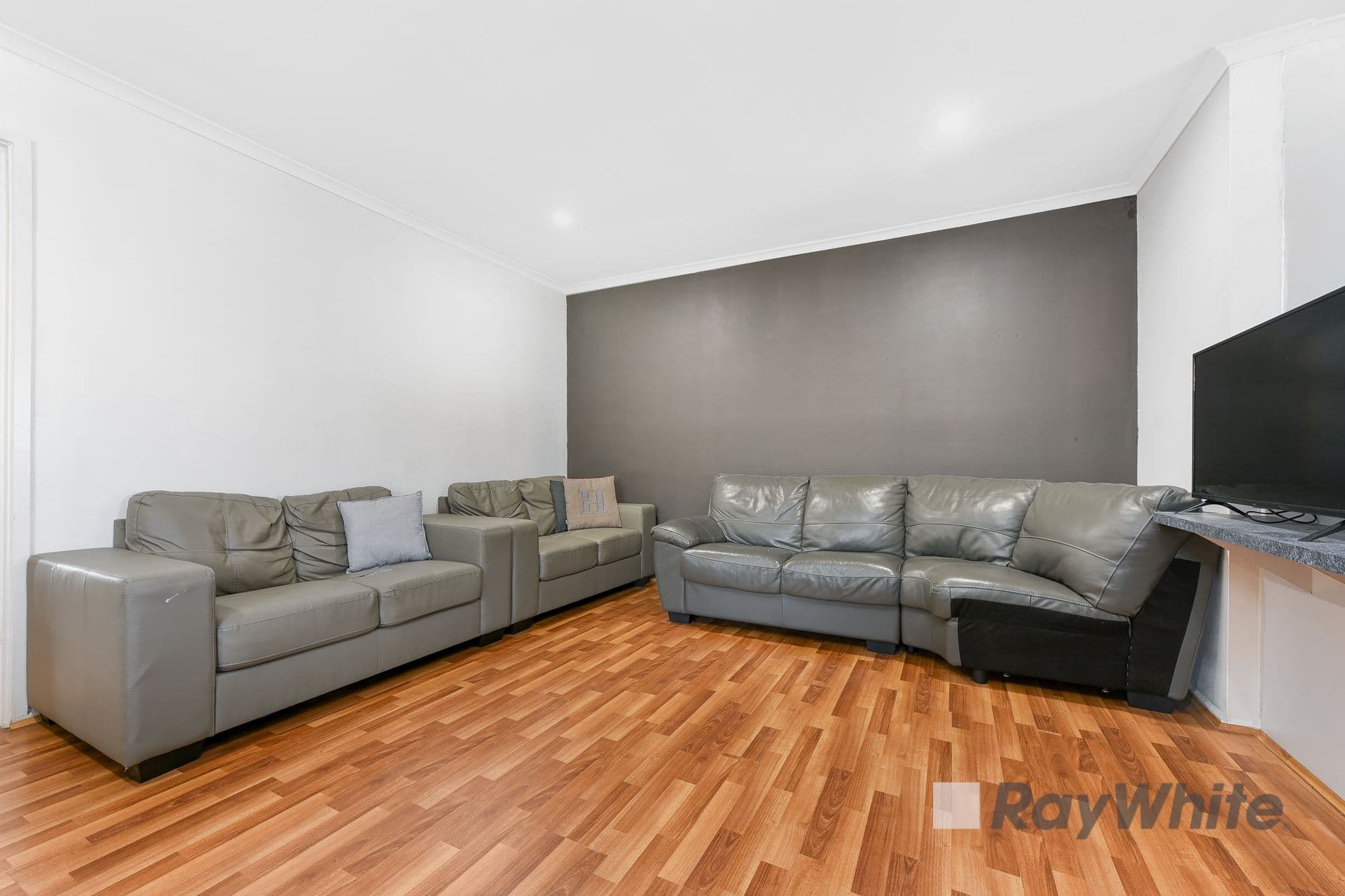 16 Third Avenue, Dandenong North VIC 3175, Dandenong North - Thumbnail 3