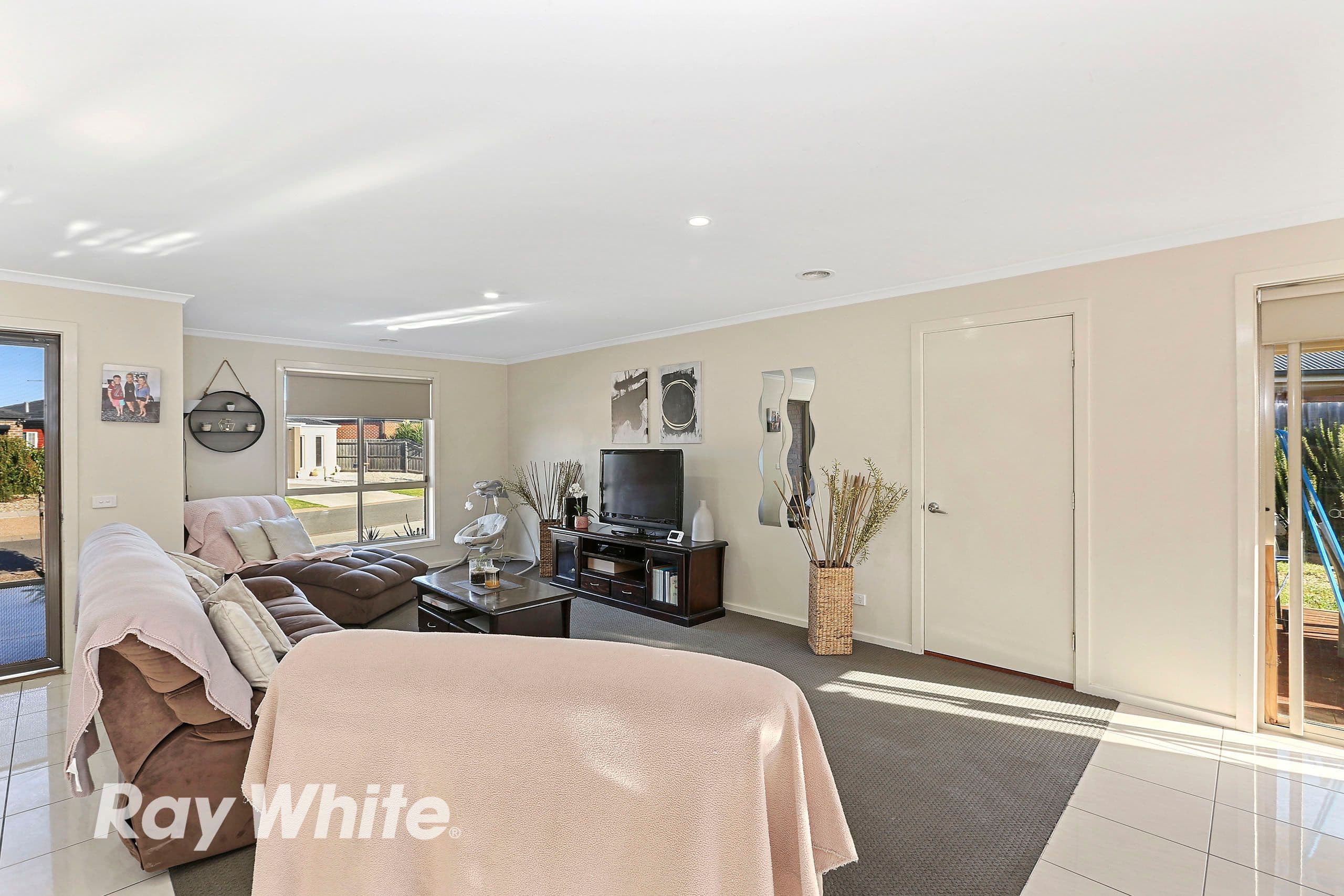 9 Endeca Court, LOVELY BANKS VIC 3213, Lovely Banks - Thumbnail 2