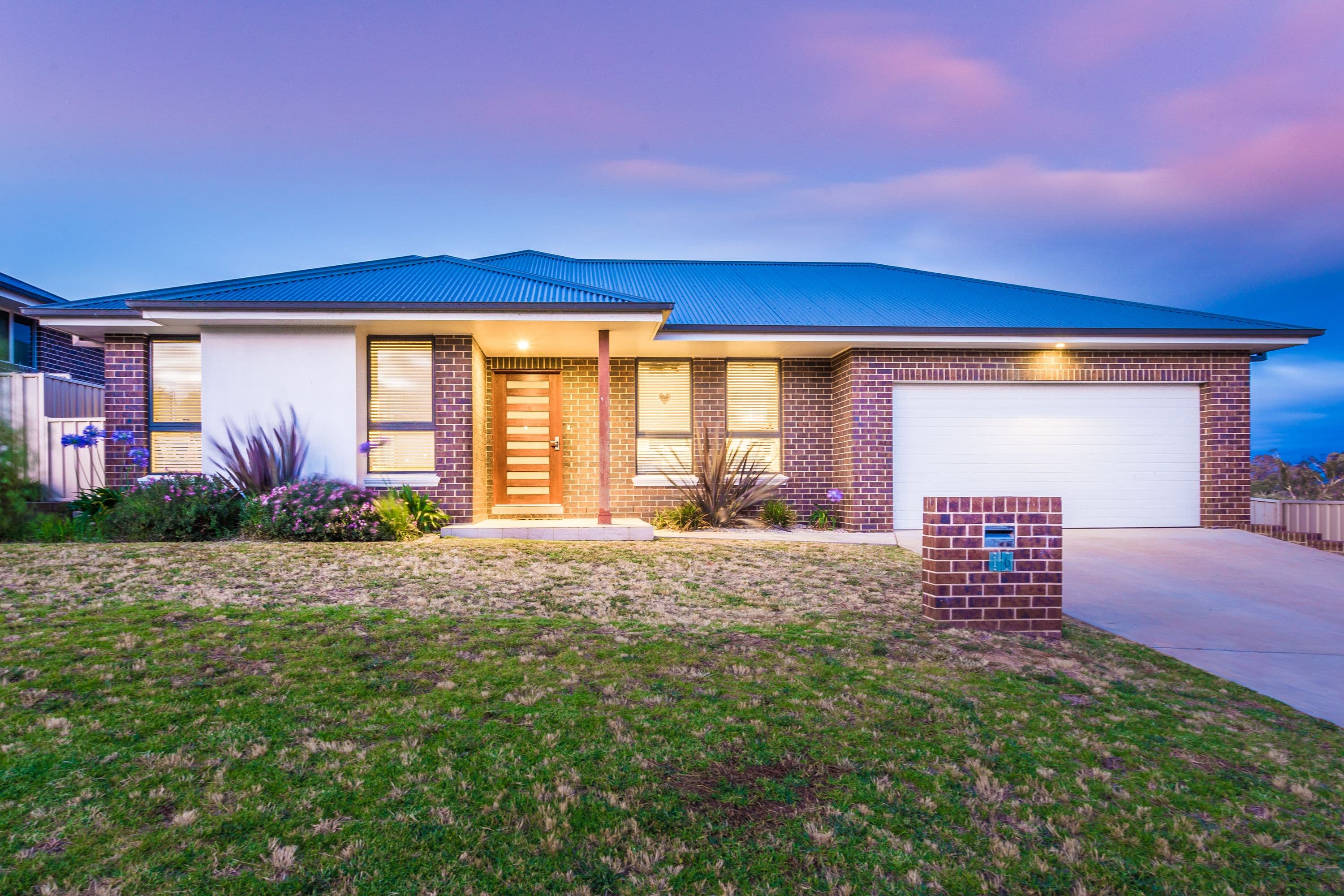 16 Glasson Drive, Orange - Image 1