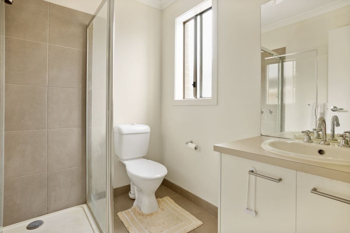 12 Plume Place, Point Cook VIC 3030, Point Cook - Thumbnail 6