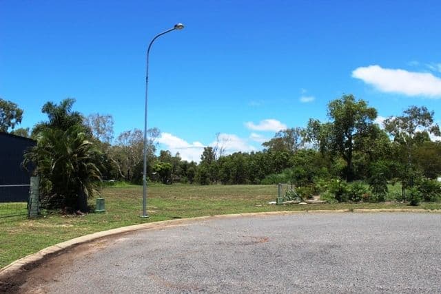 8 Baileyana Street, Forrest Beach QLD 4850, Forrest Beach - Thumbnail 3