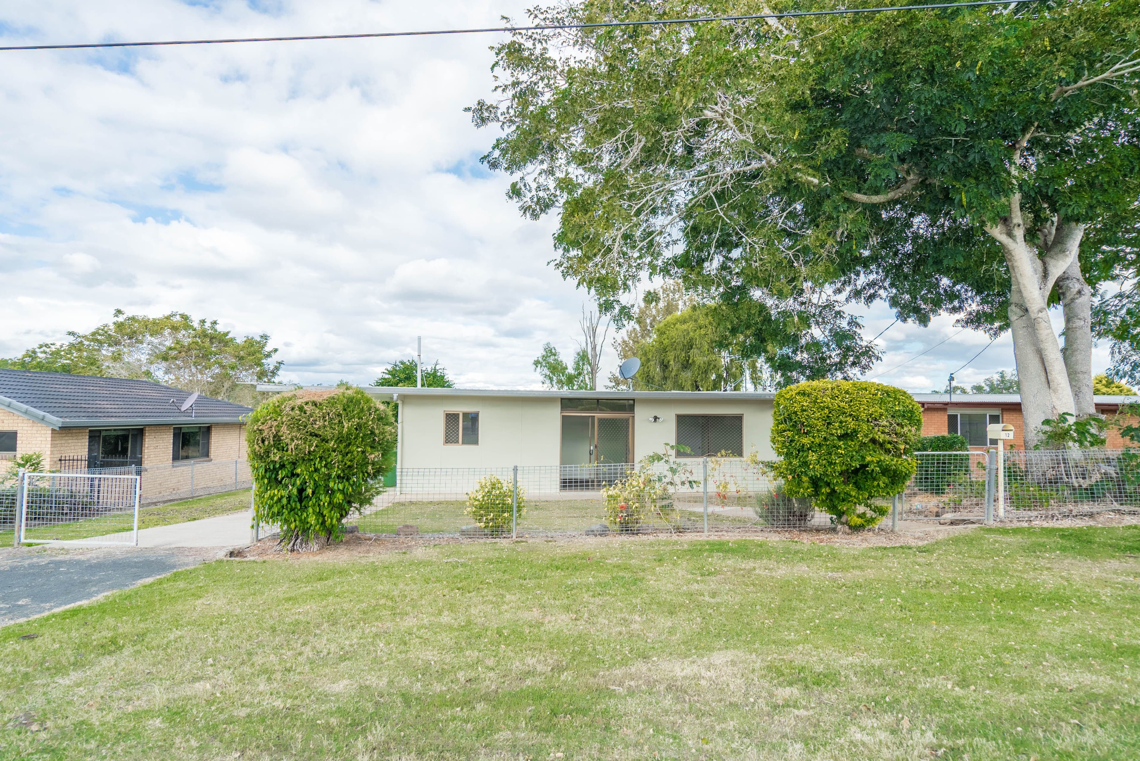 12 Powells Road, Yamanto QLD 4305, Yamanto - Thumbnail 2