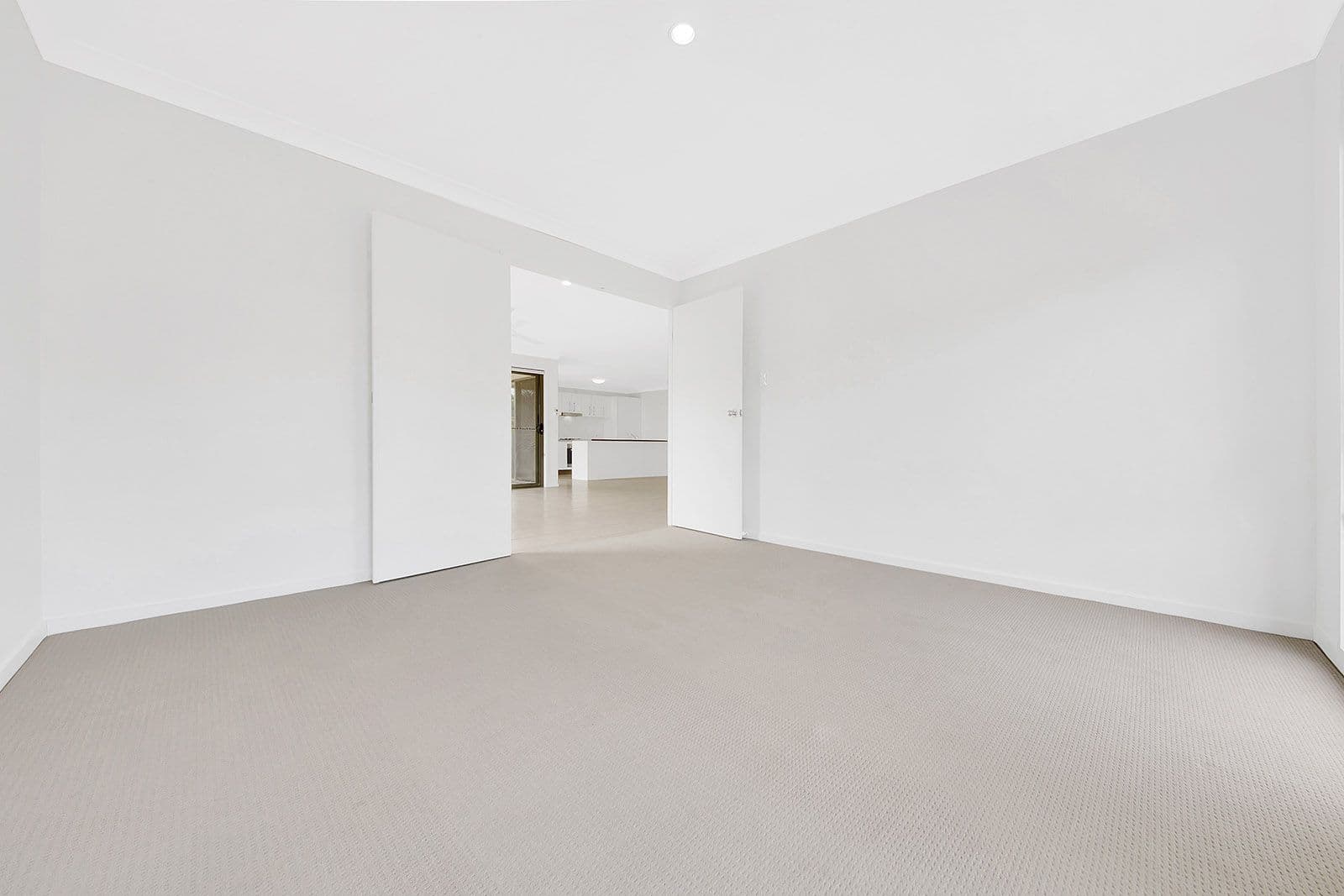 4 Karloom Close, Kirkwood QLD 4680, Kirkwood - Thumbnail 3