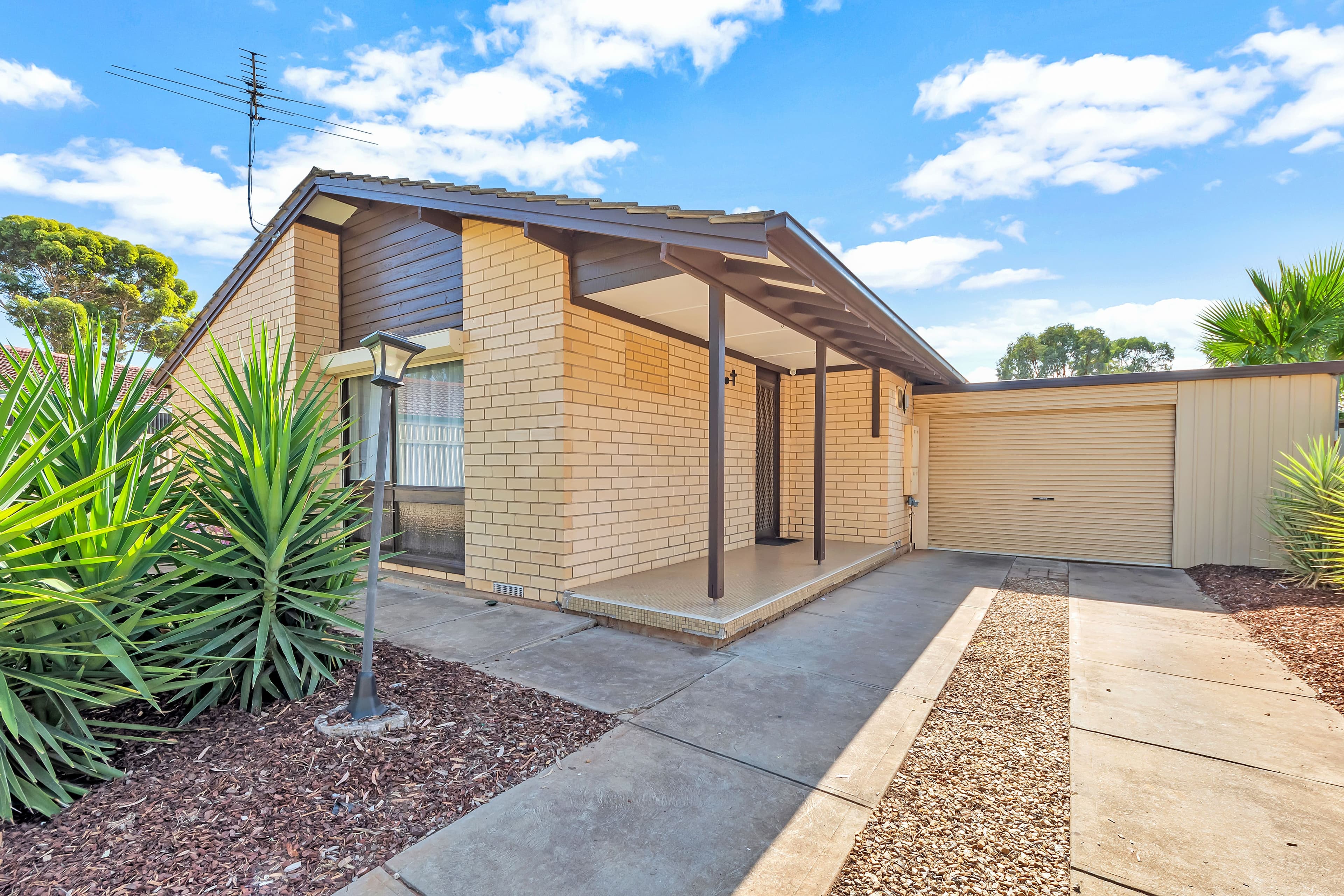 11 Uranbo Street, Salisbury North SA 5108, Salisbury North - Thumbnail 2