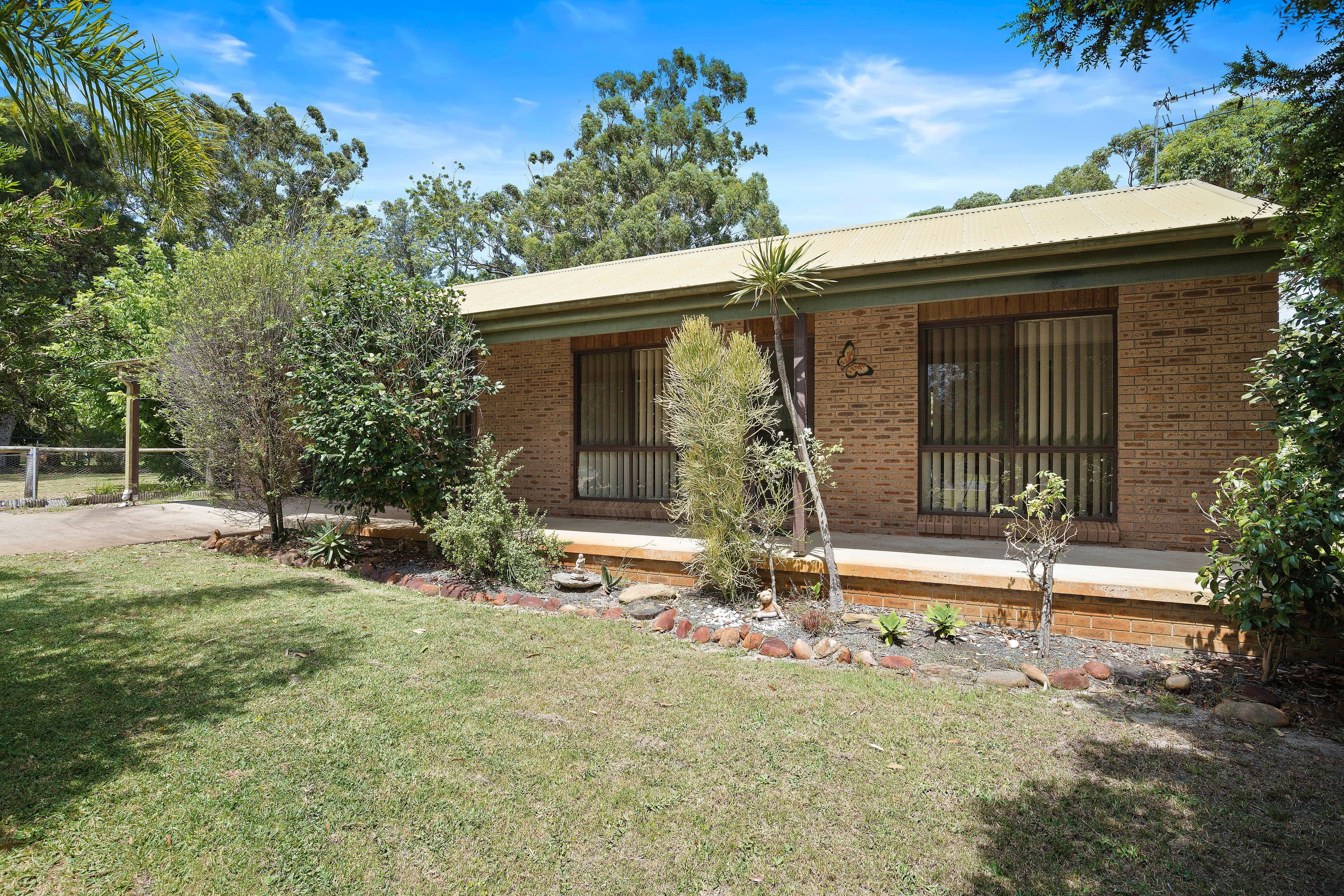 50 Elizabeth Drive, Broulee - Image 1