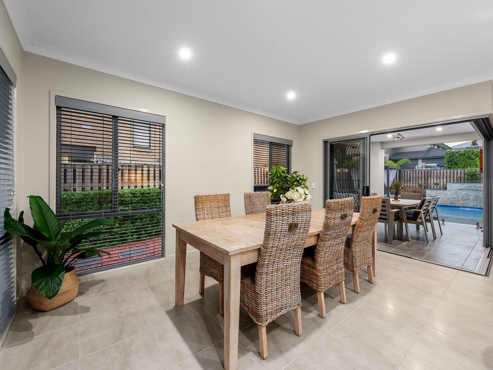 4 Outlook Crescent, Bridgeman Downs QLD 4035, Bridgeman Downs - Thumbnail 5