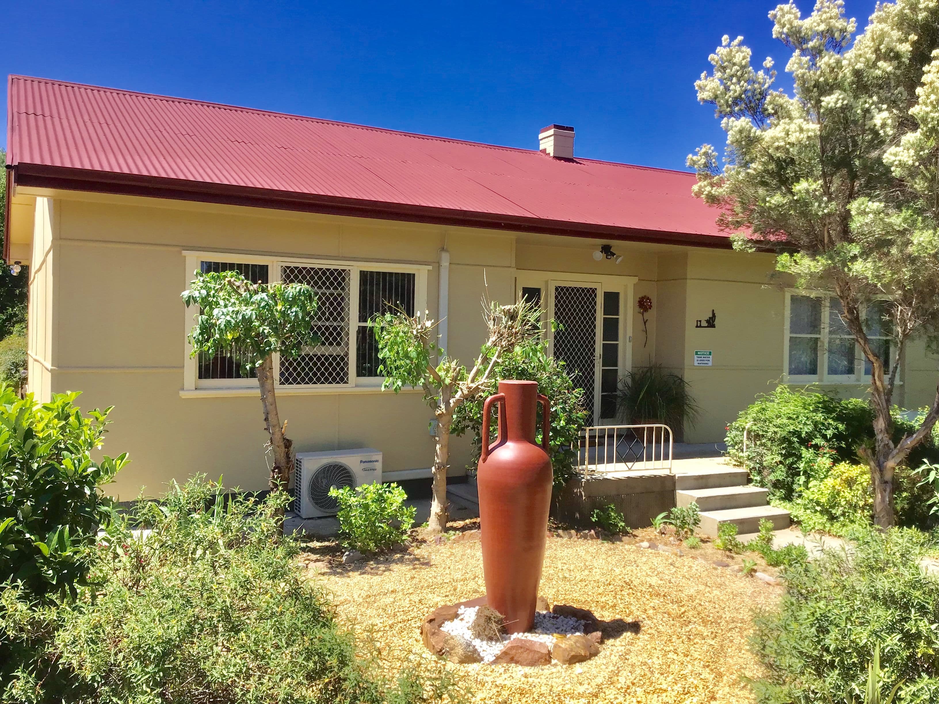 17 Walker Street, Cowra - Image 1