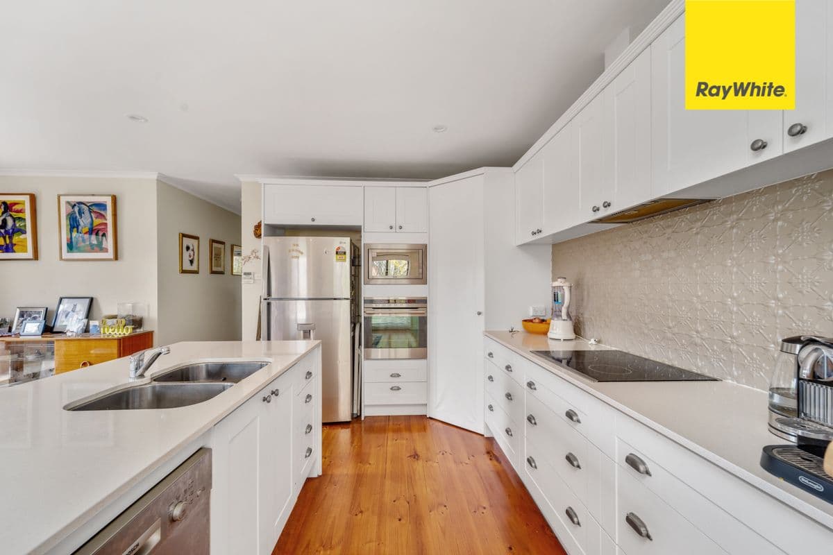 2 Spry Place, Florey ACT 2615, Florey - Thumbnail 2
