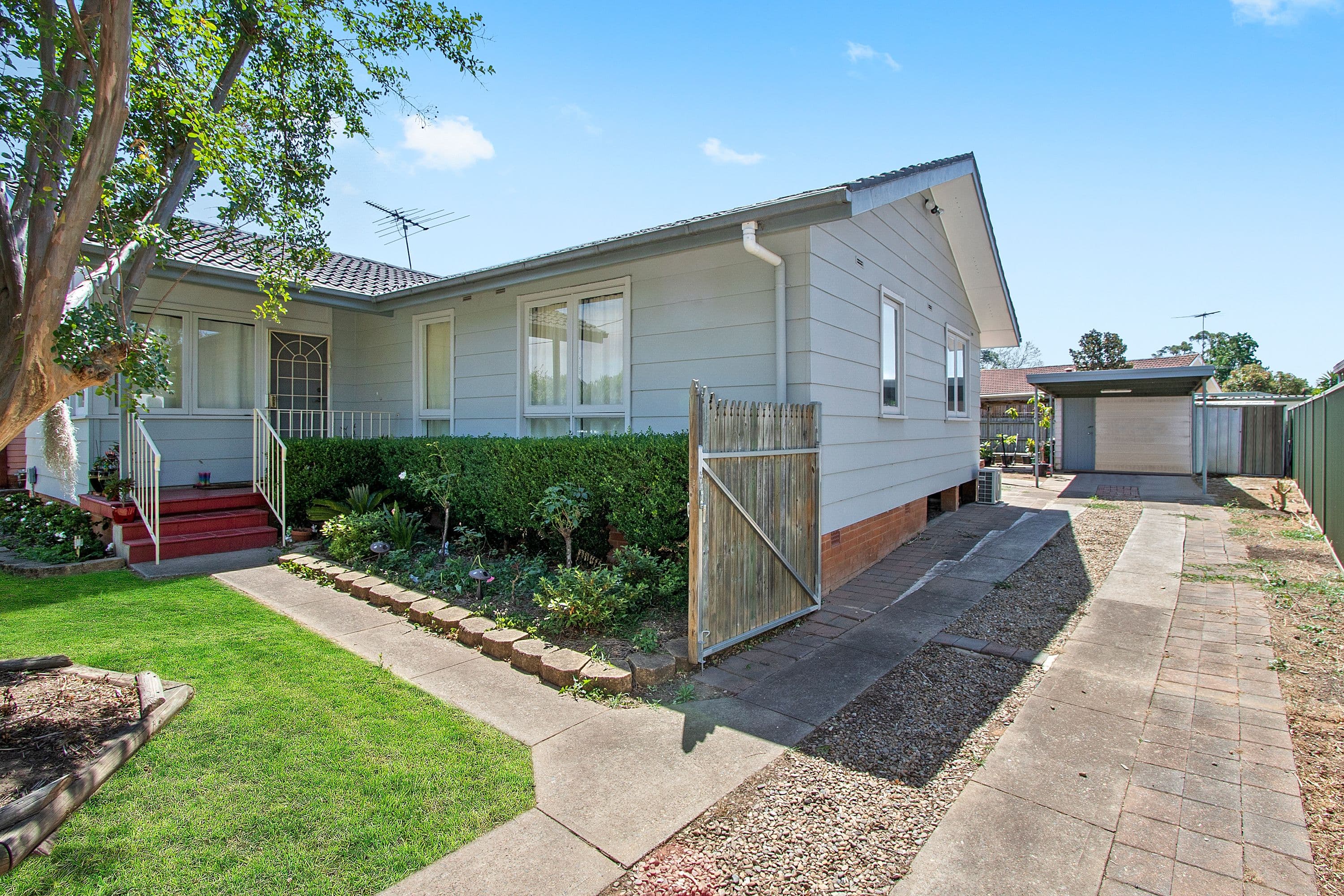 5 Valder Avenue, Hobartville - Image 1