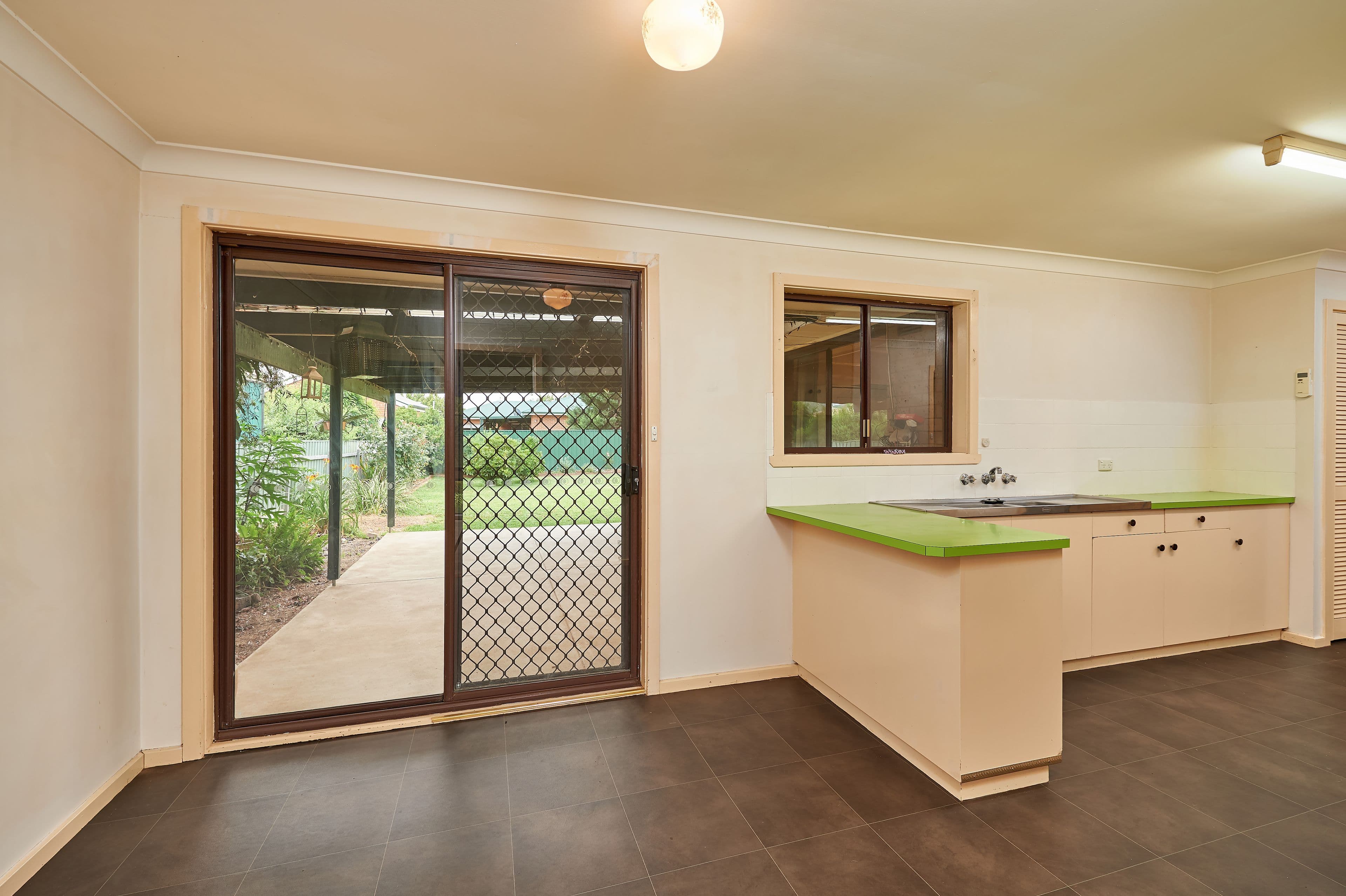 9 Vestey Street, Wagga Wagga - Thumbnail 4