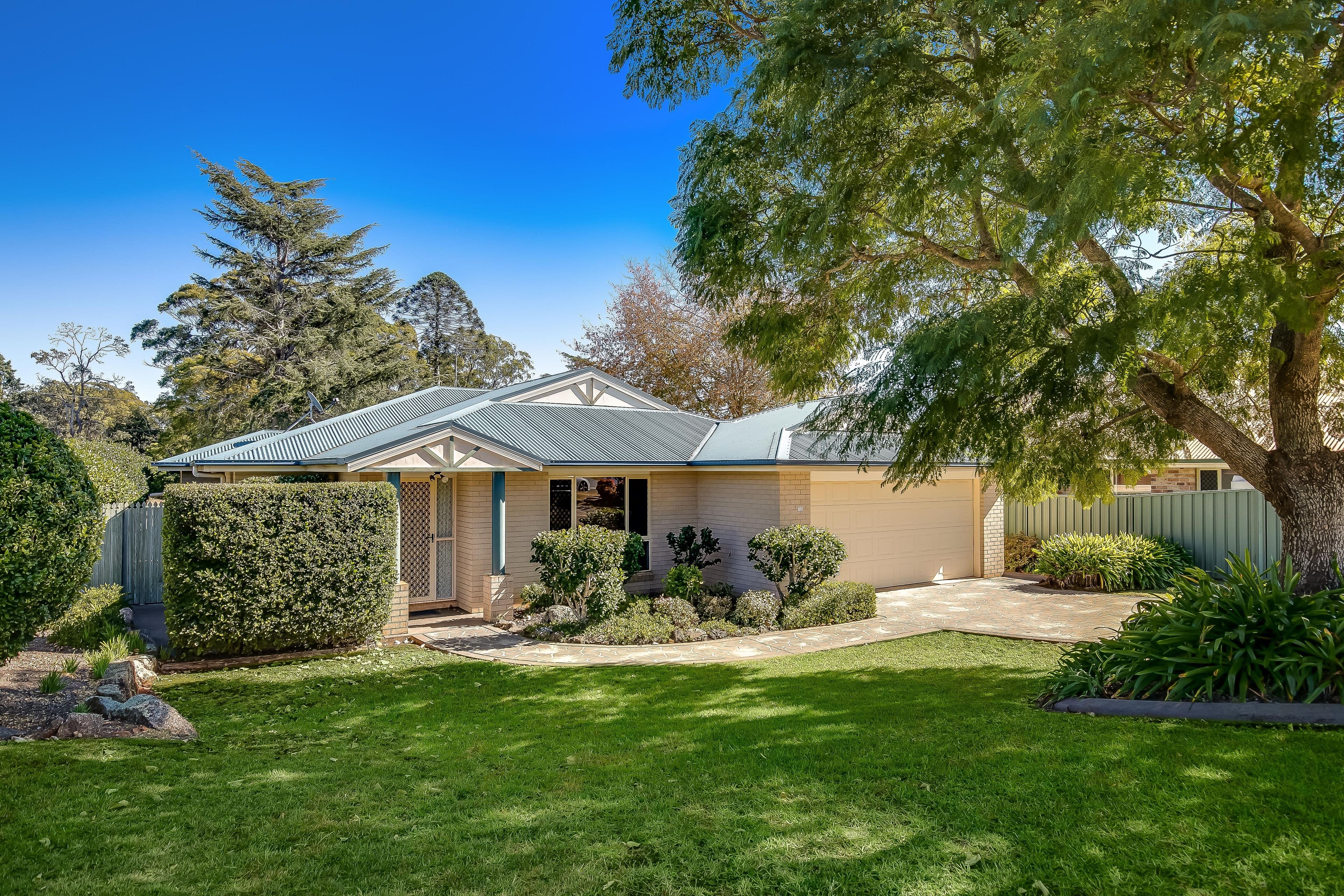 27 ANAHEIM Avenue, HUNTLY VIC 3551, Huntly - Image 1