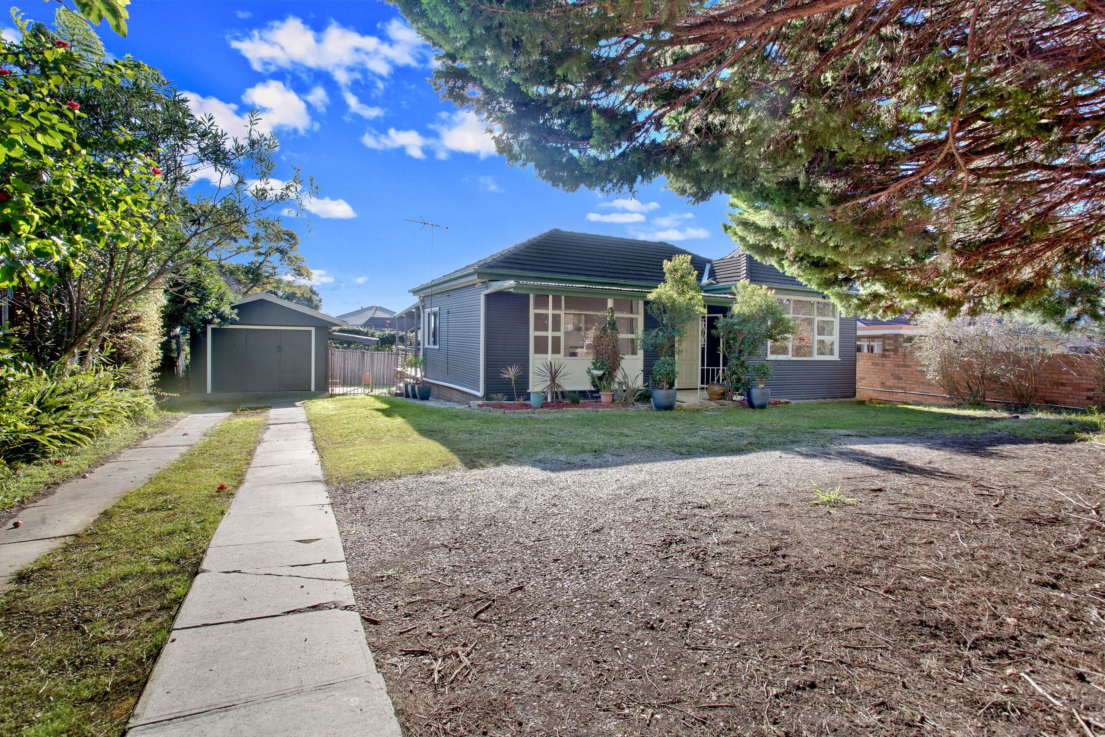 564 Warringah Road, Forestville - Image 1