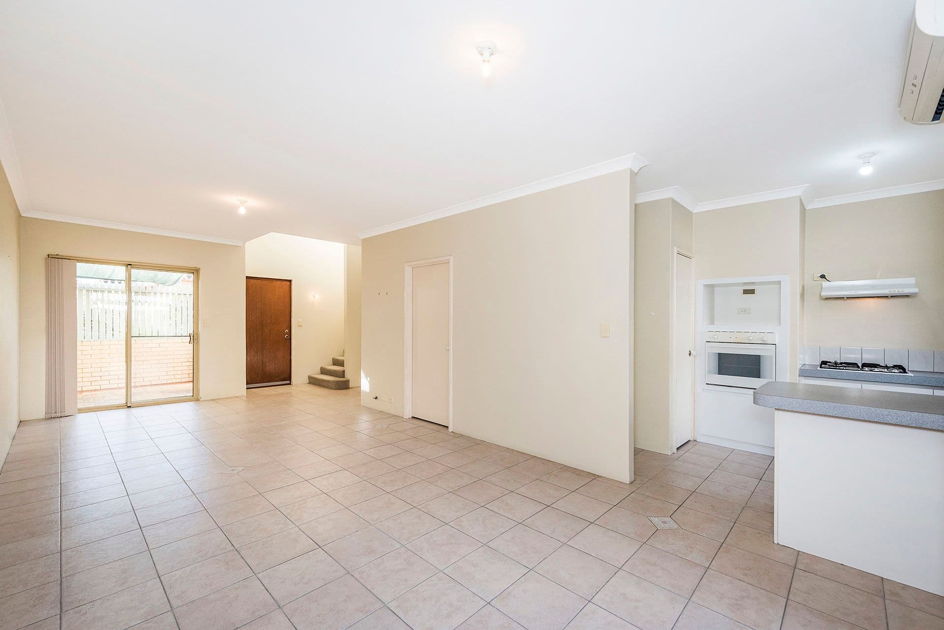 2/34 Foss Street, Bicton WA 6157, Bicton - Thumbnail 4