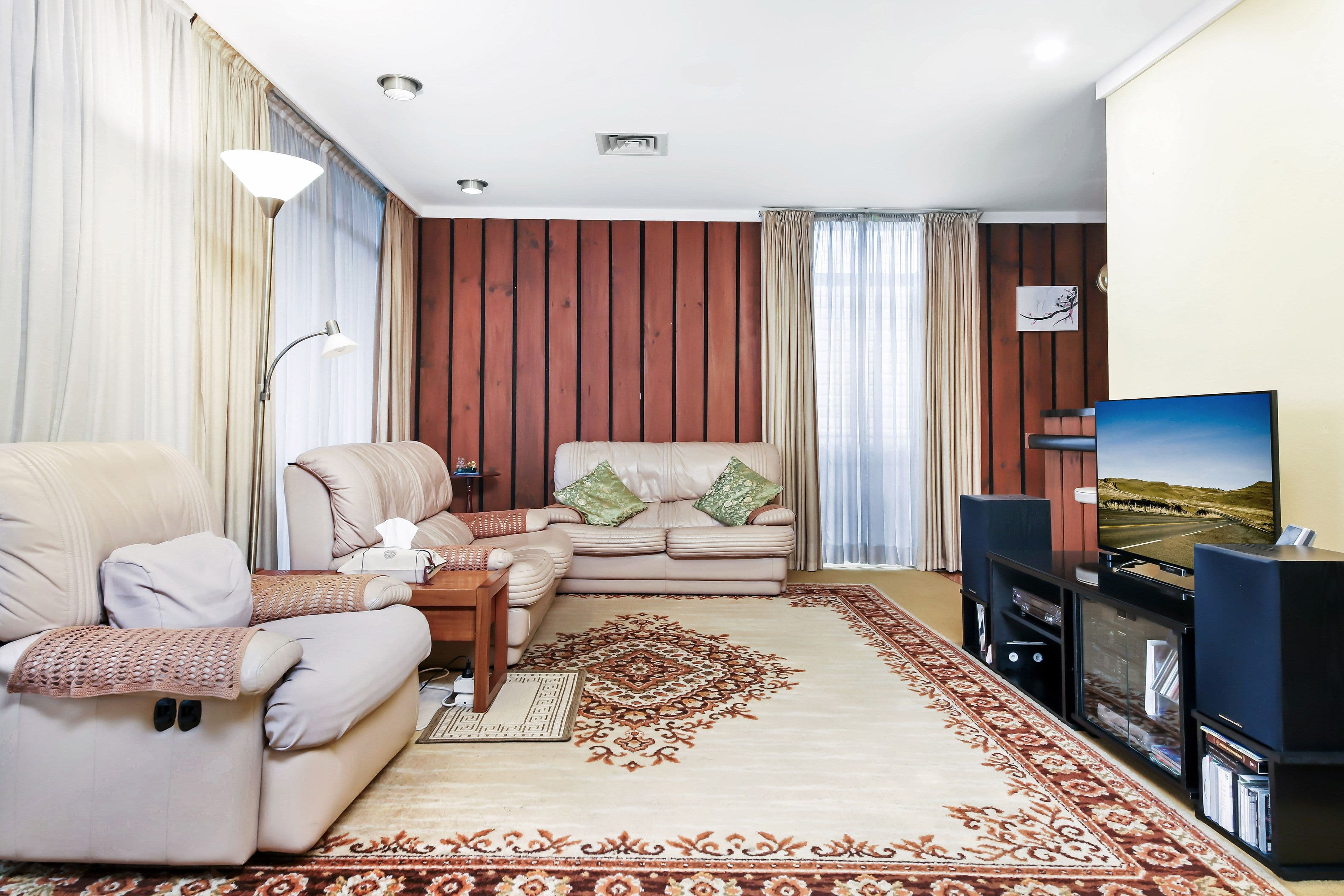 20 Rex Road, Georges Hall - Image 1