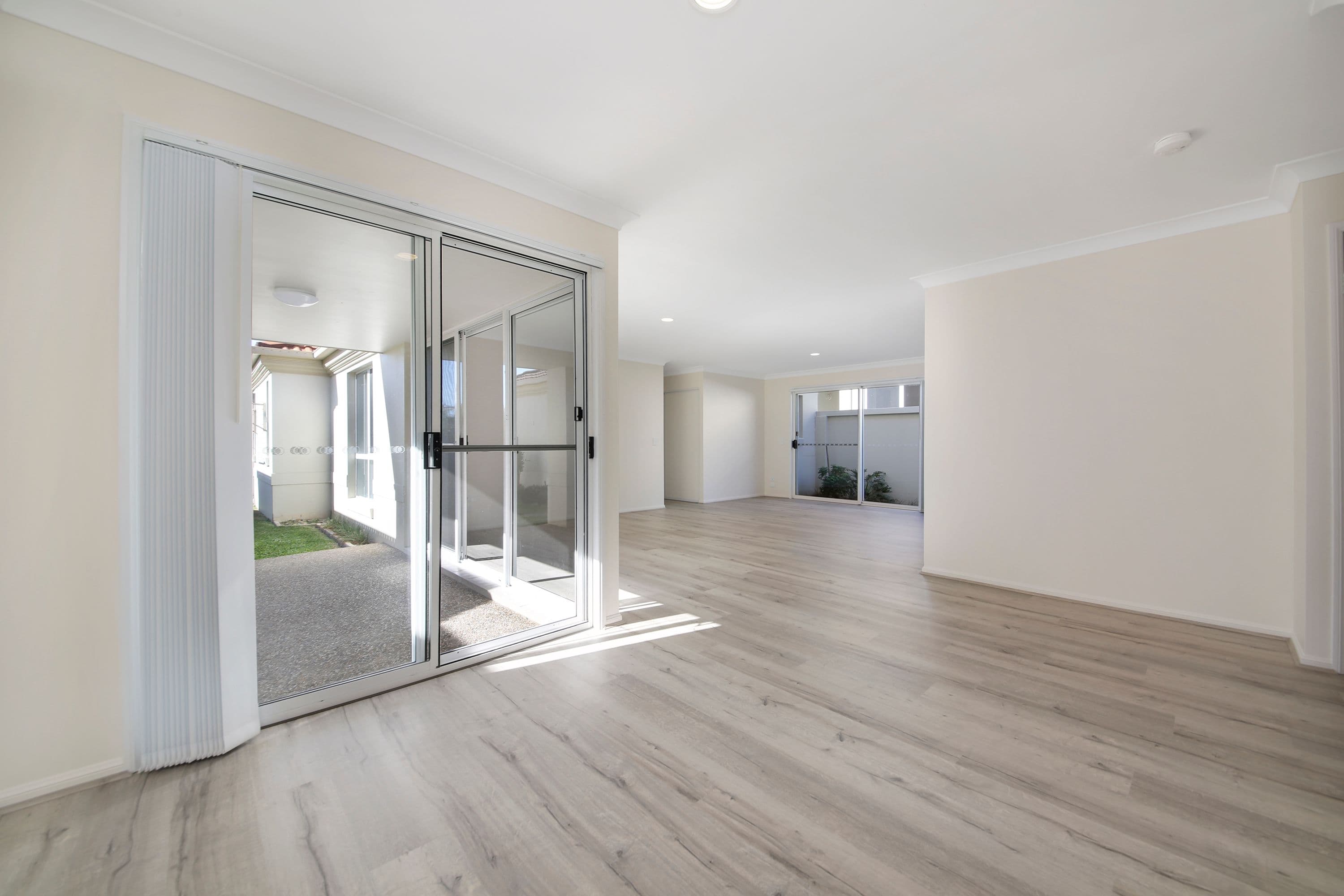 31 Langport Parade, Mudgeeraba QLD 4213, Mudgeeraba - Thumbnail 6