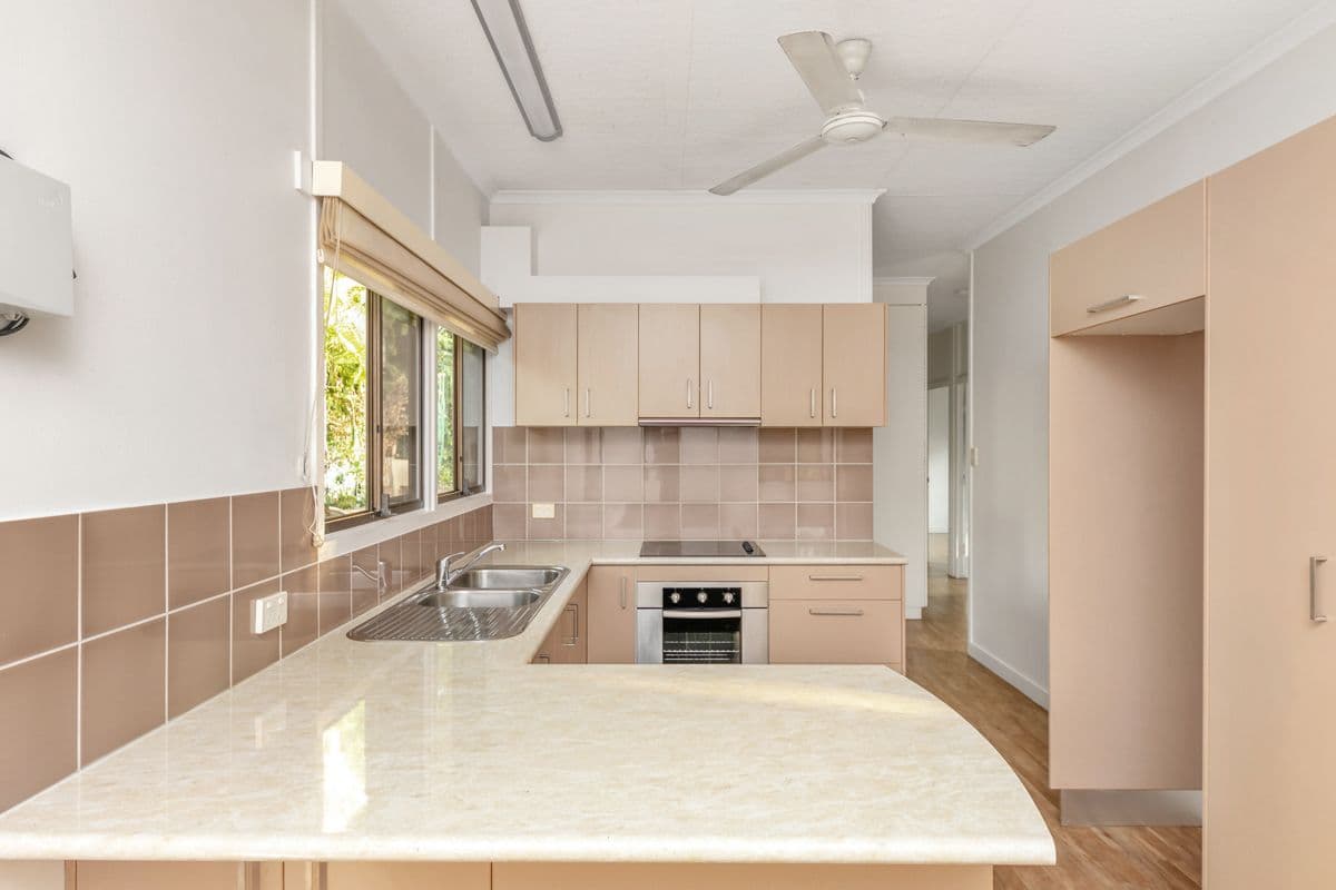 8 Manbulloo Street, Tiwi NT 0810, Tiwi - Thumbnail 2