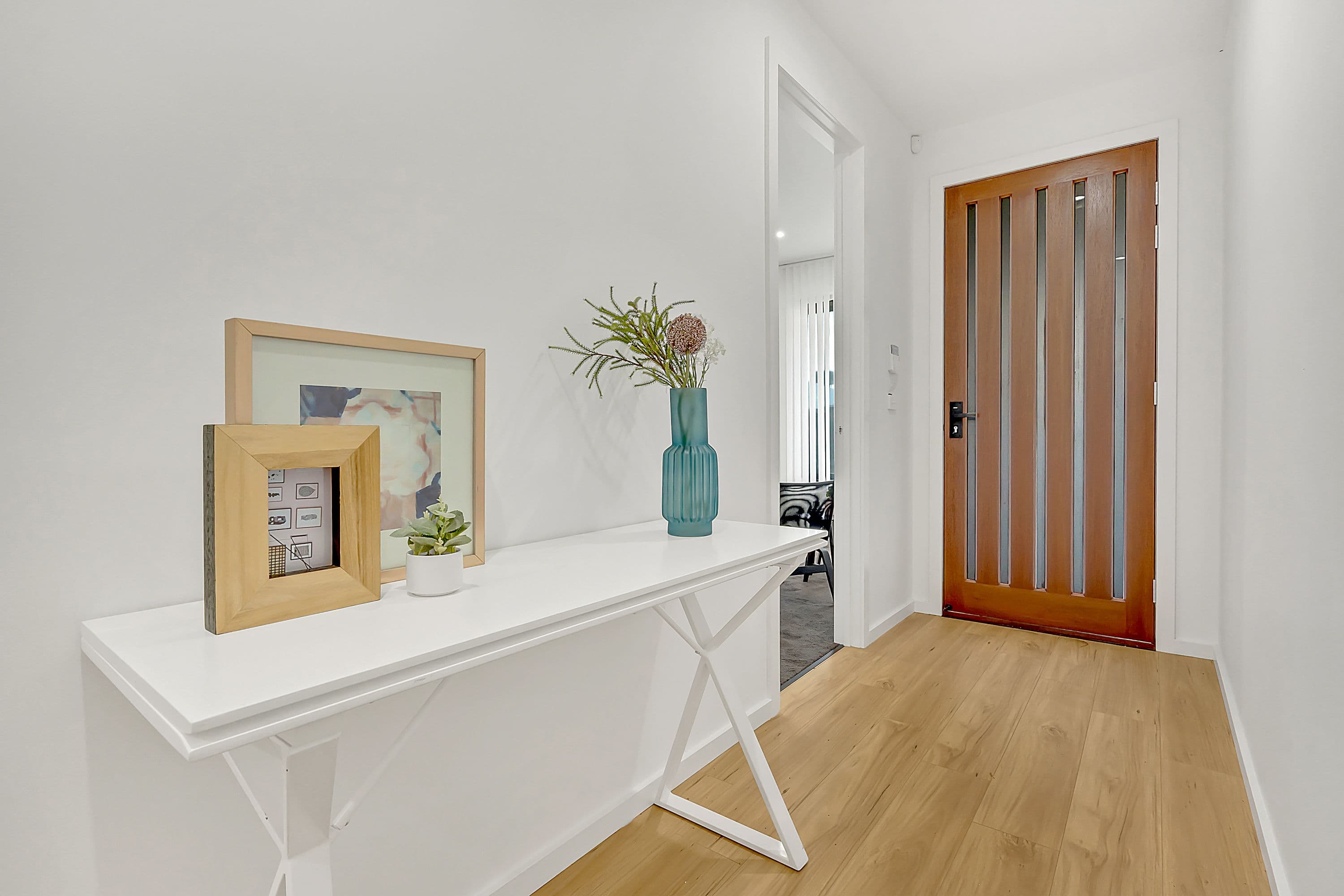 18 Mottlecah Circuit, Craigieburn VIC 3064, Craigieburn - Thumbnail 2