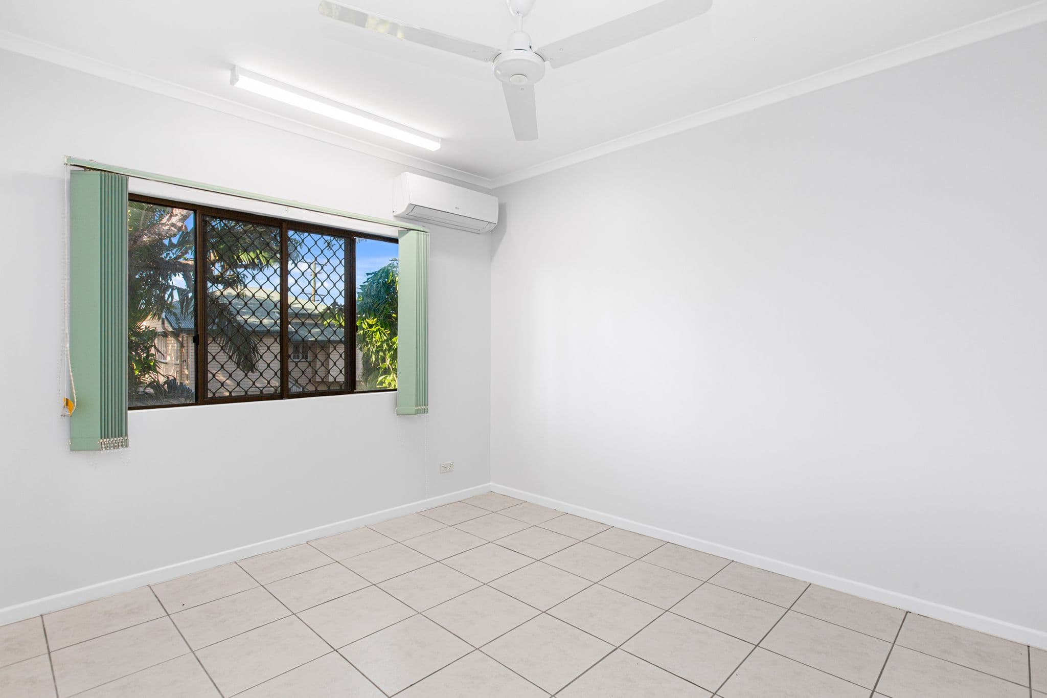 194-200 McCoombe Street, Bungalow QLD 4870, Bungalow - Thumbnail 8