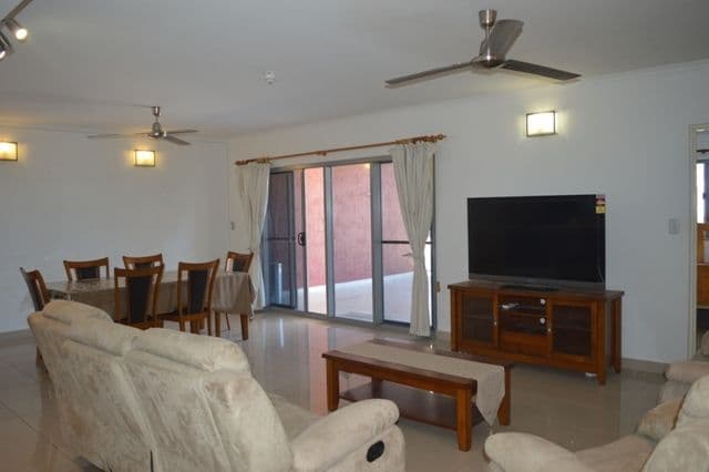 9/107 Woods Street, DARWIN CITY NT 0800, Darwin City - Thumbnail 2