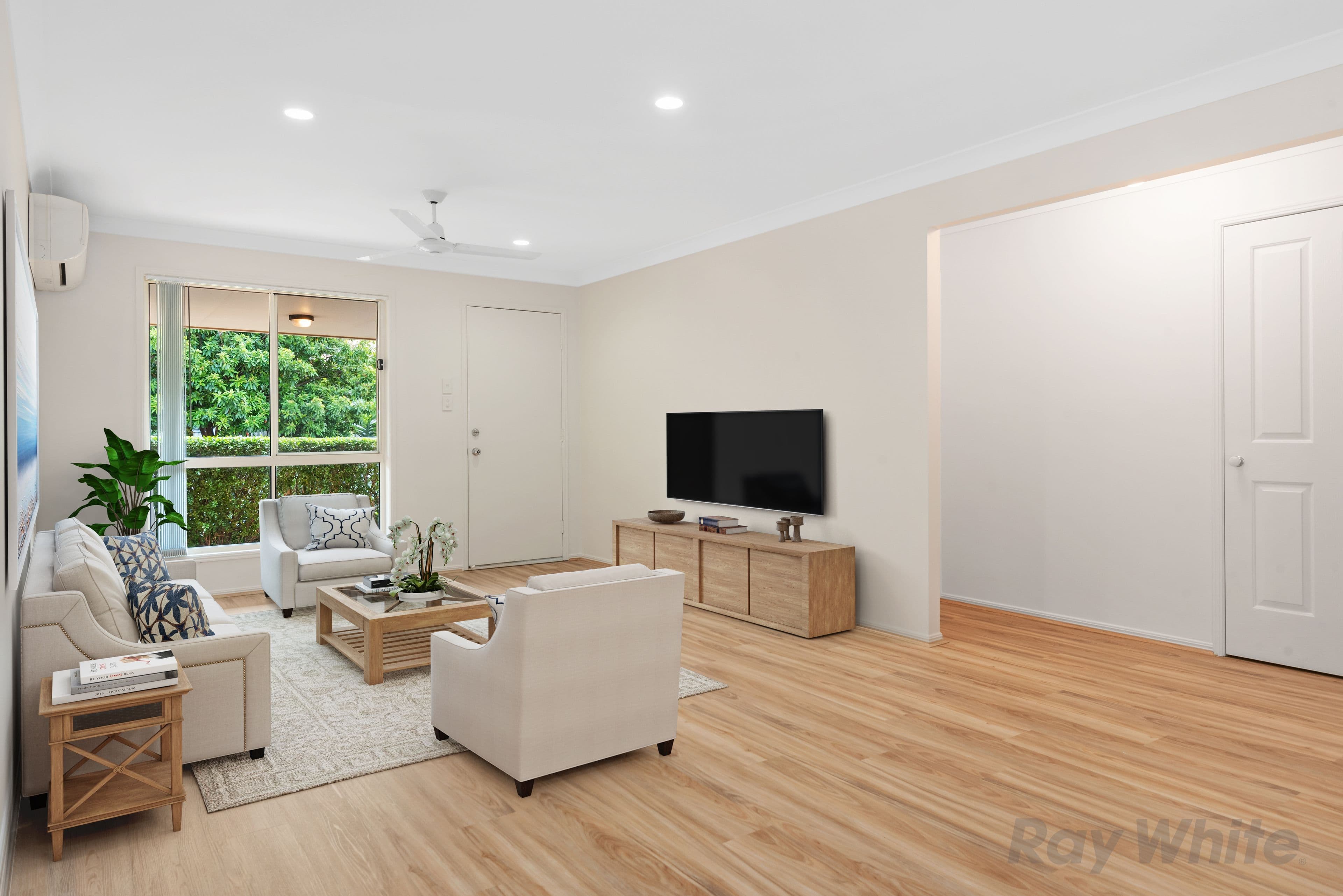 26 Buckingham Place, Eight Mile Plains QLD 4113, Eight Mile Plains - Thumbnail 2