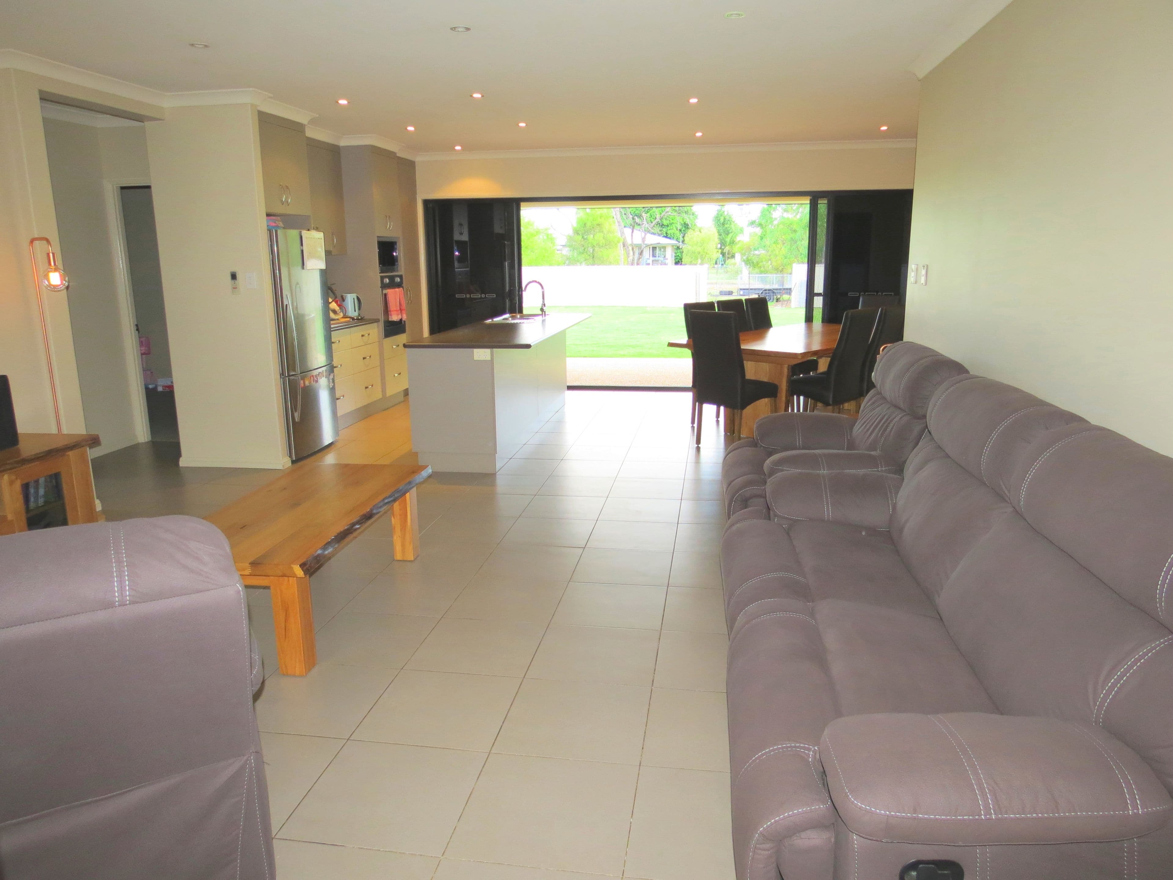 3 Carrington Place, Emerald QLD 4720, Emerald - Thumbnail 7