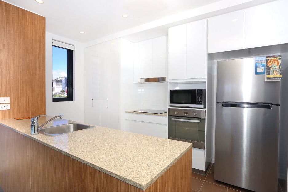 15 'Synergy' 2729 Gold Coast Highway, Broadbeach QLD 4218, Broadbeach - Thumbnail 3