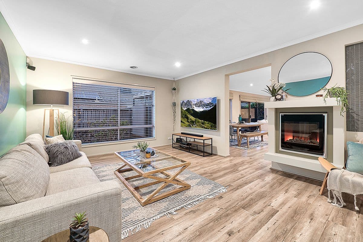 8 Wild Sage Court, Lyndhurst VIC 3975, Lyndhurst - Thumbnail 2