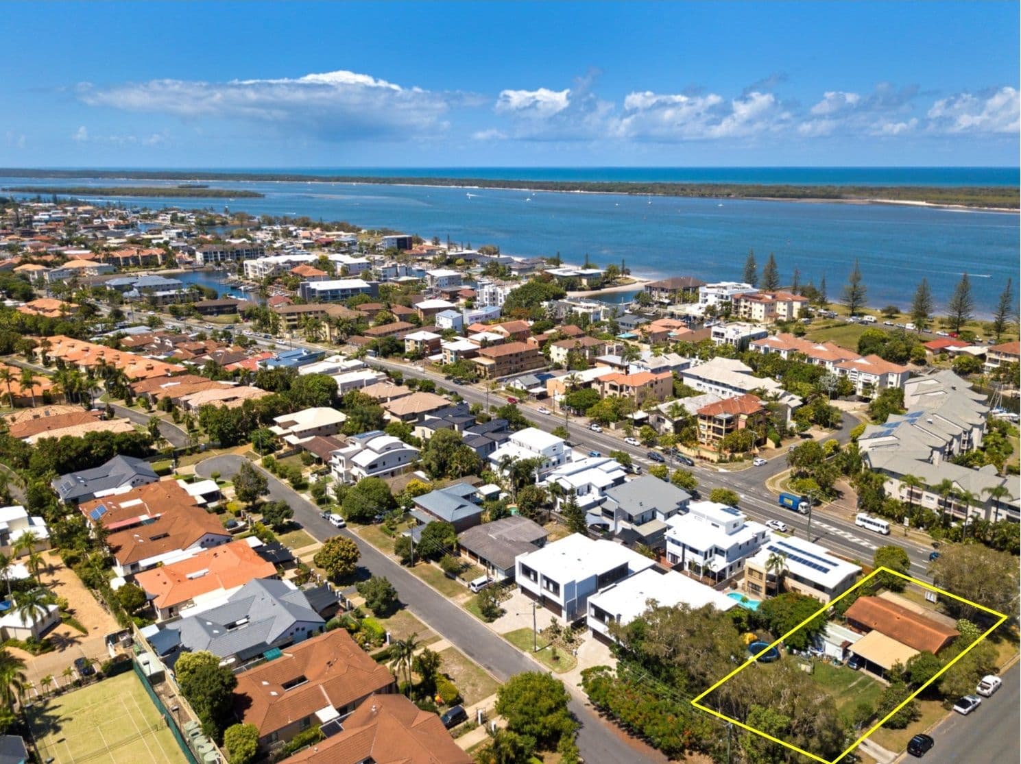 36 Bayview Street, Runaway Bay QLD 4216, Runaway Bay - Thumbnail 2
