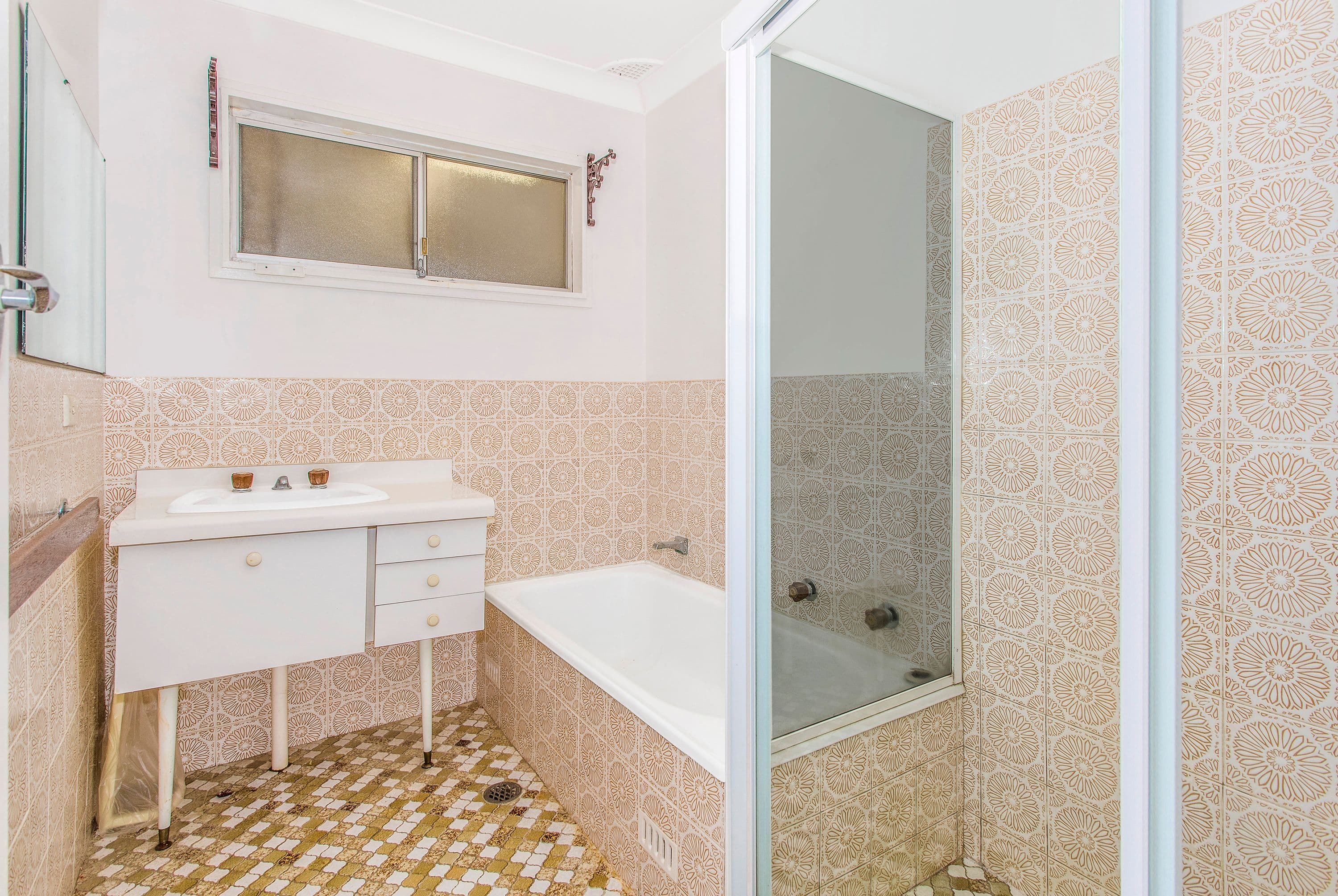 23 Shortland Avenue, Killarney Vale - Thumbnail 8