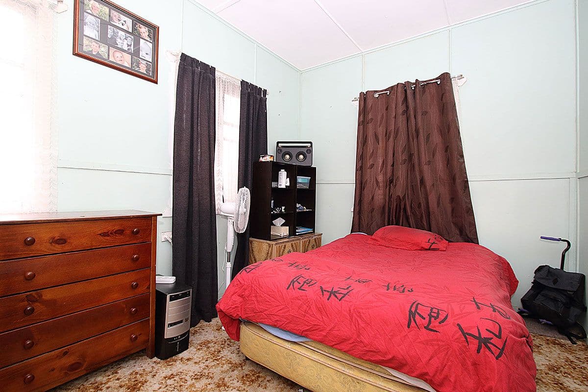 3 Vineyard Street, One Mile QLD 4305, One Mile - Thumbnail 5