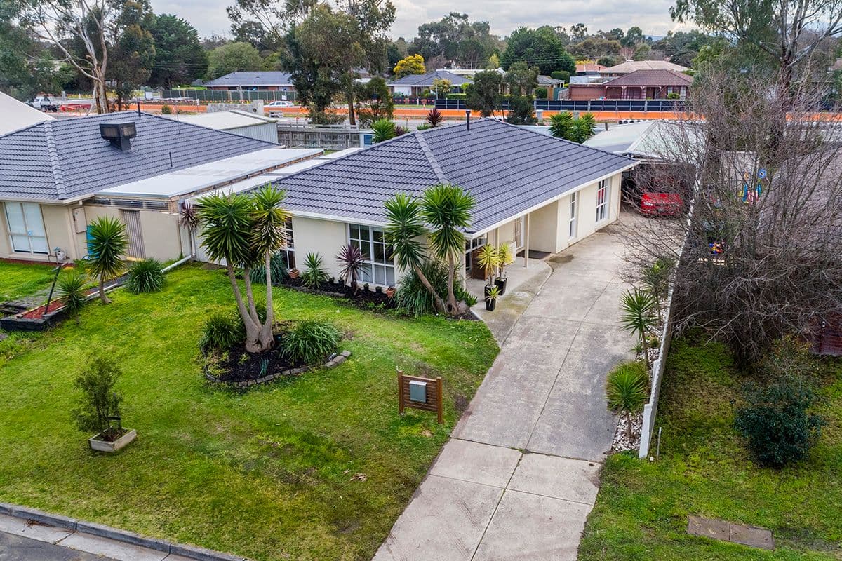 78 Toirram Crescent, Cranbourne VIC 3977, Cranbourne - Thumbnail 2