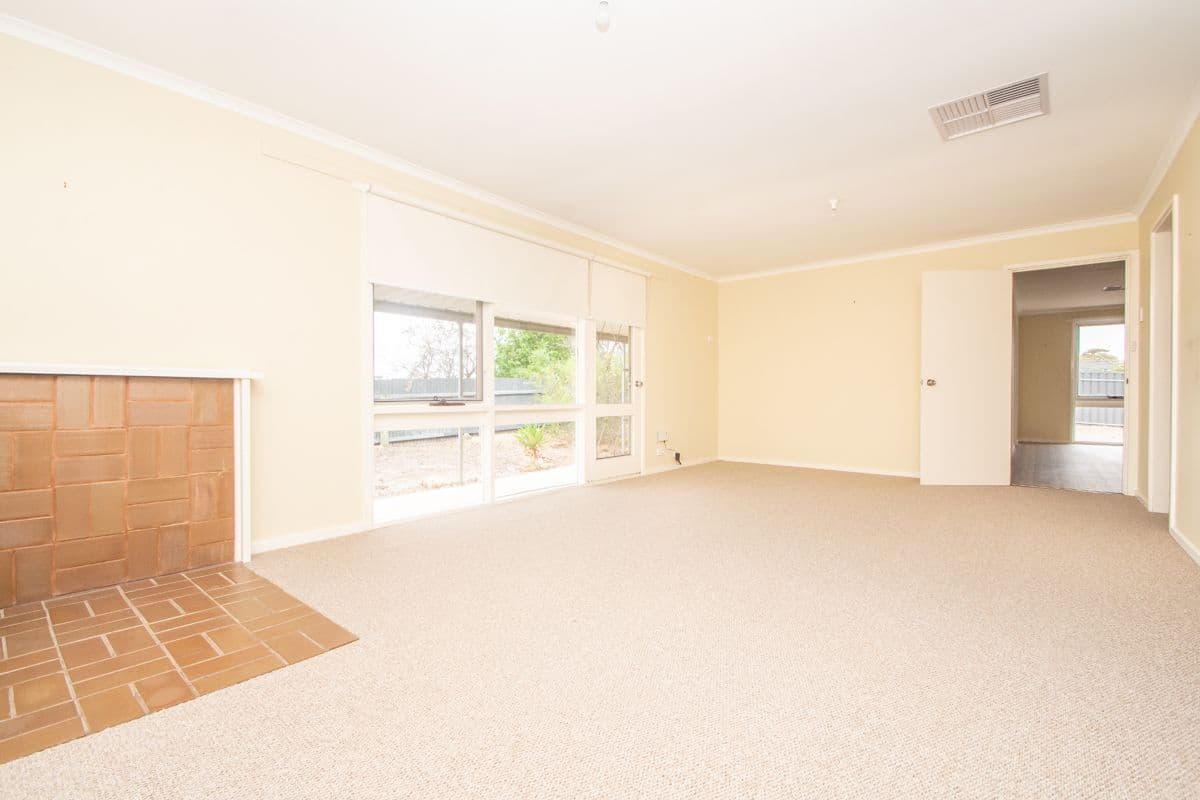 12 Speed Avenue, Streaky Bay SA 5680, Streaky Bay - Thumbnail 2