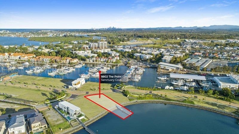8802 The Point Circuit, Sanctuary Cove QLD 4212, Hope Island - Thumbnail 2