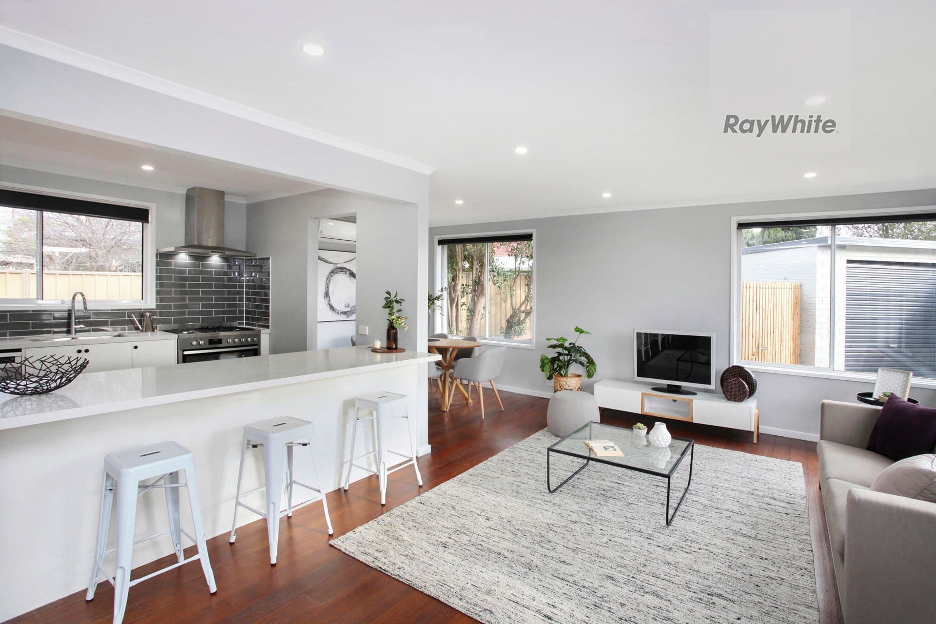 14 Mayfair Close, Gladstone Park VIC 3043, Gladstone Park - Thumbnail 3