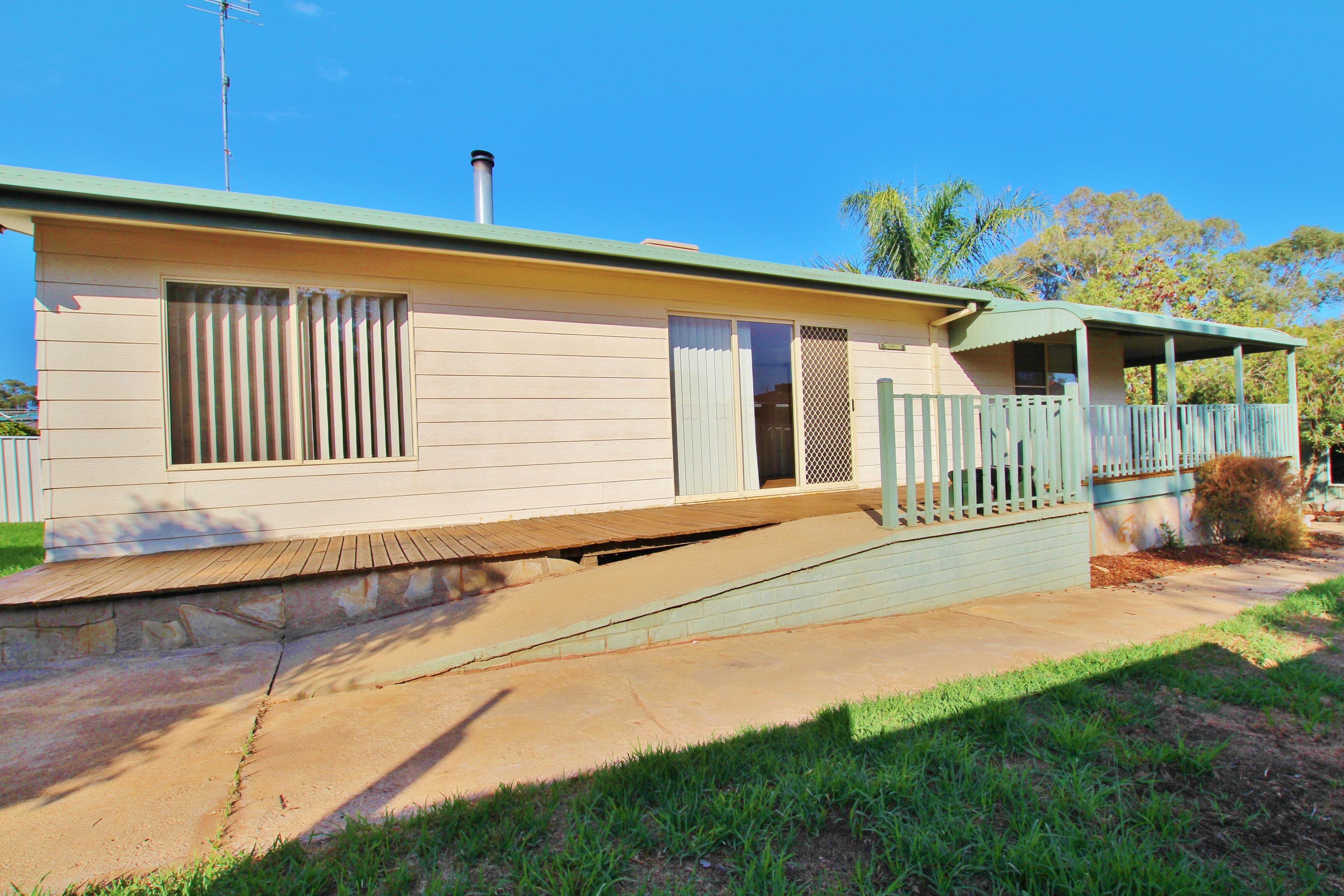 4760 Olympic Highway, Young NSW 2594, Young - Thumbnail 3