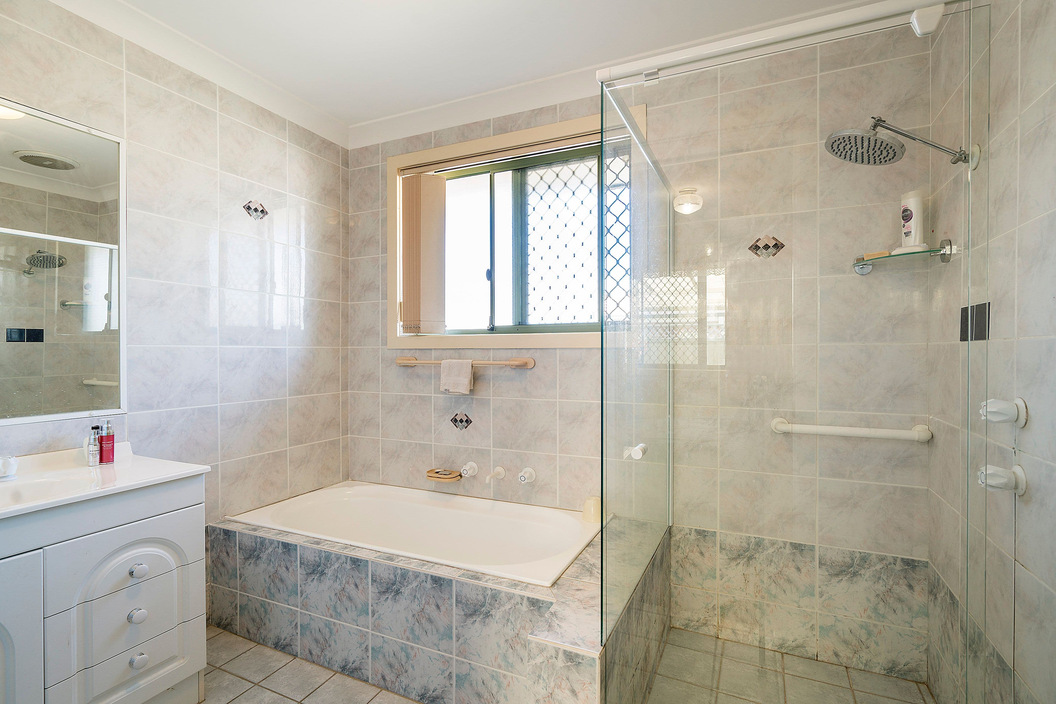137 Blackwall Road, Woy Woy NSW 2256, Woy Woy - Thumbnail 2