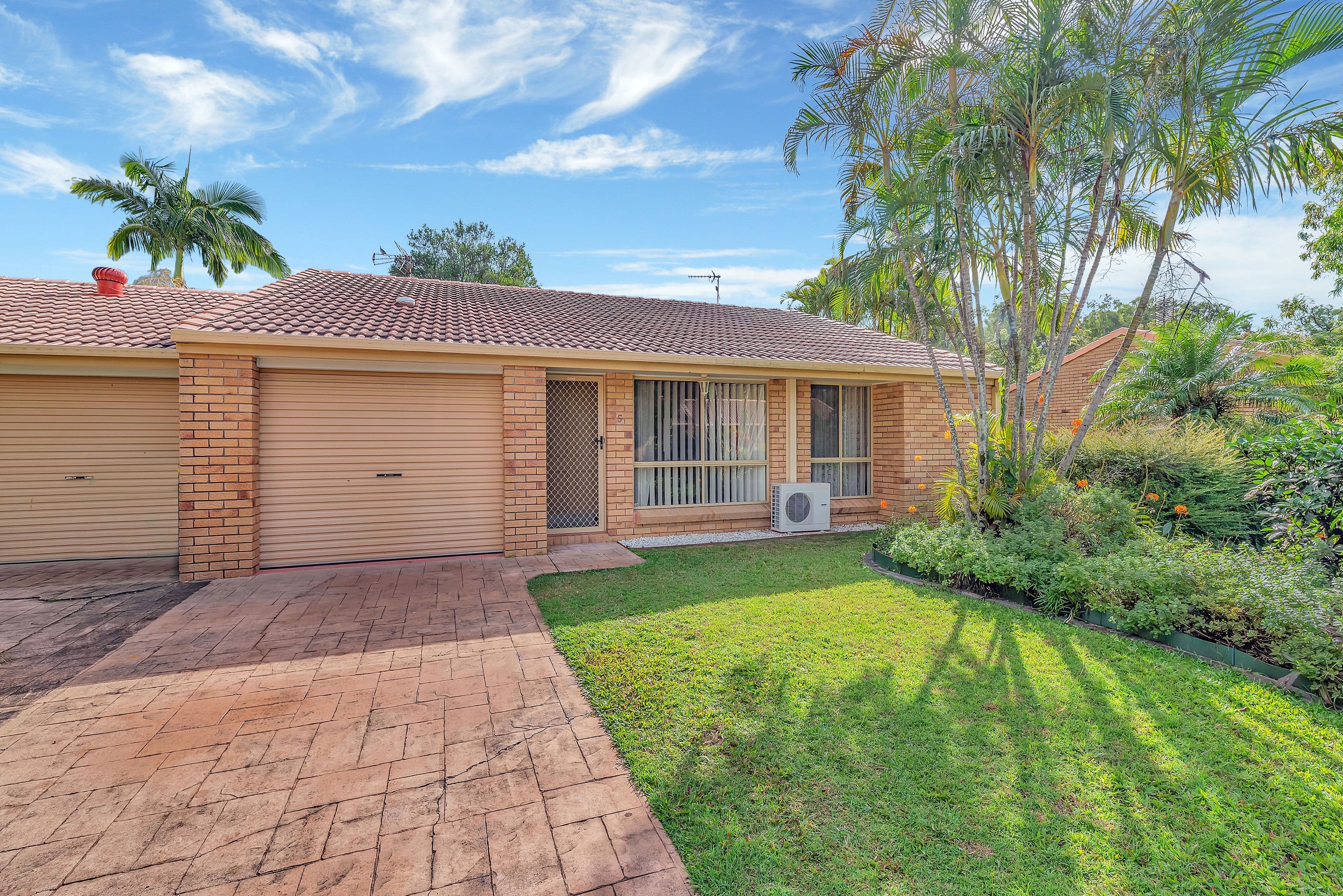 11 Michigan Drive, Oxenford QLD 4210, Oxenford - Image 1