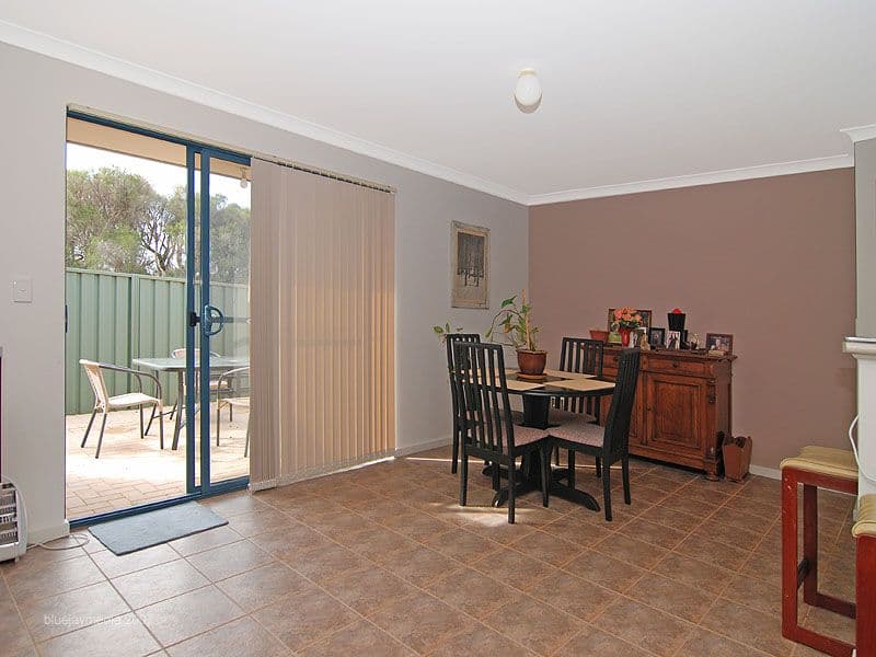 39 Brookside Gardens, Caversham WA 6055, Caversham - Thumbnail 3