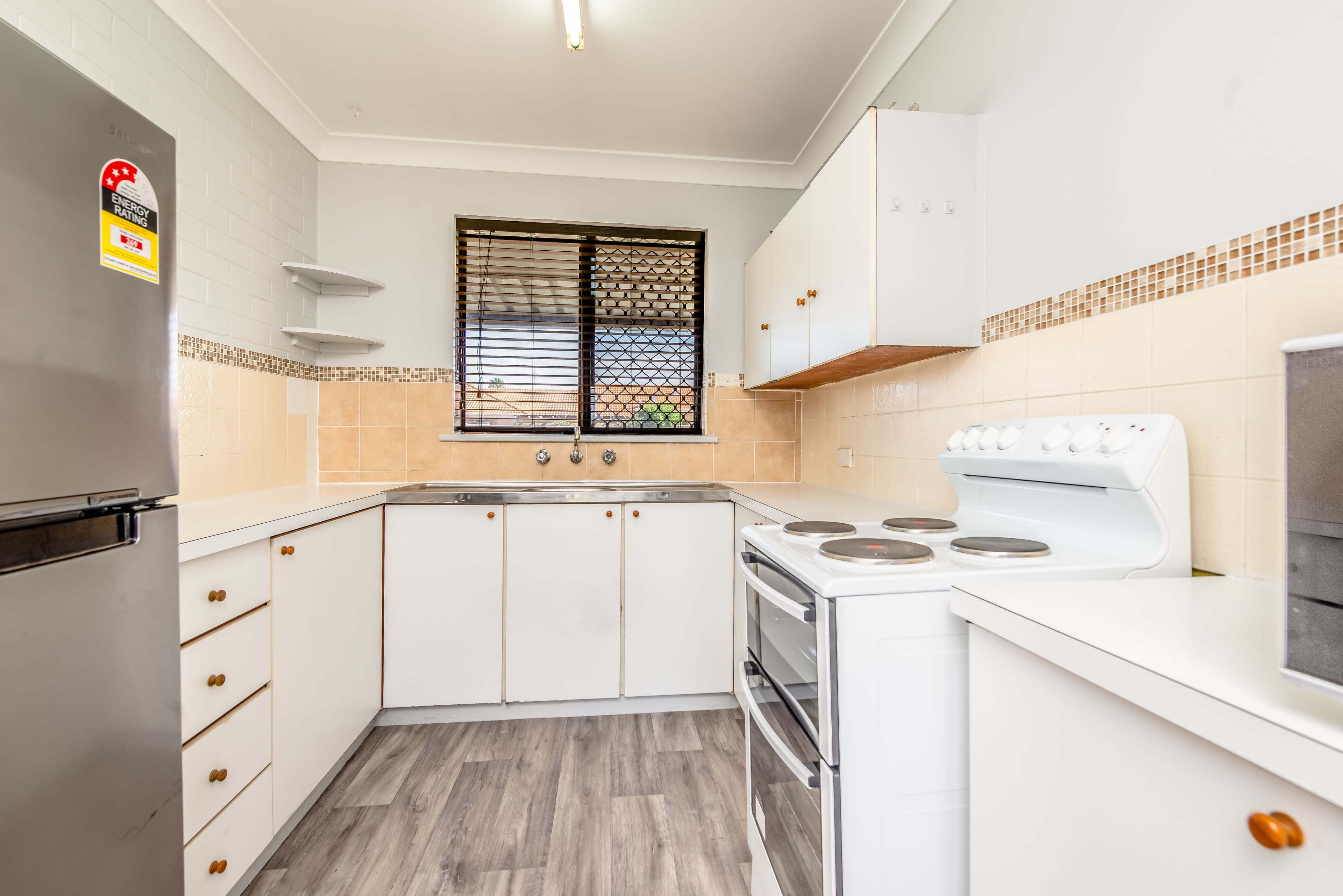 10/125 Railway Street, Bluff Point WA 6530, Bluff Point - Thumbnail 4