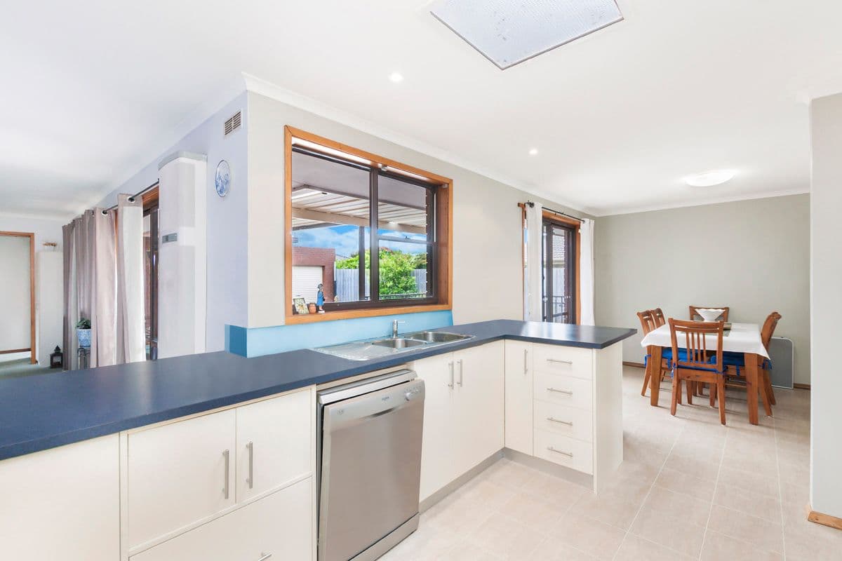 14 Carmell Drive, Warrnambool VIC 3280, Warrnambool - Thumbnail 4